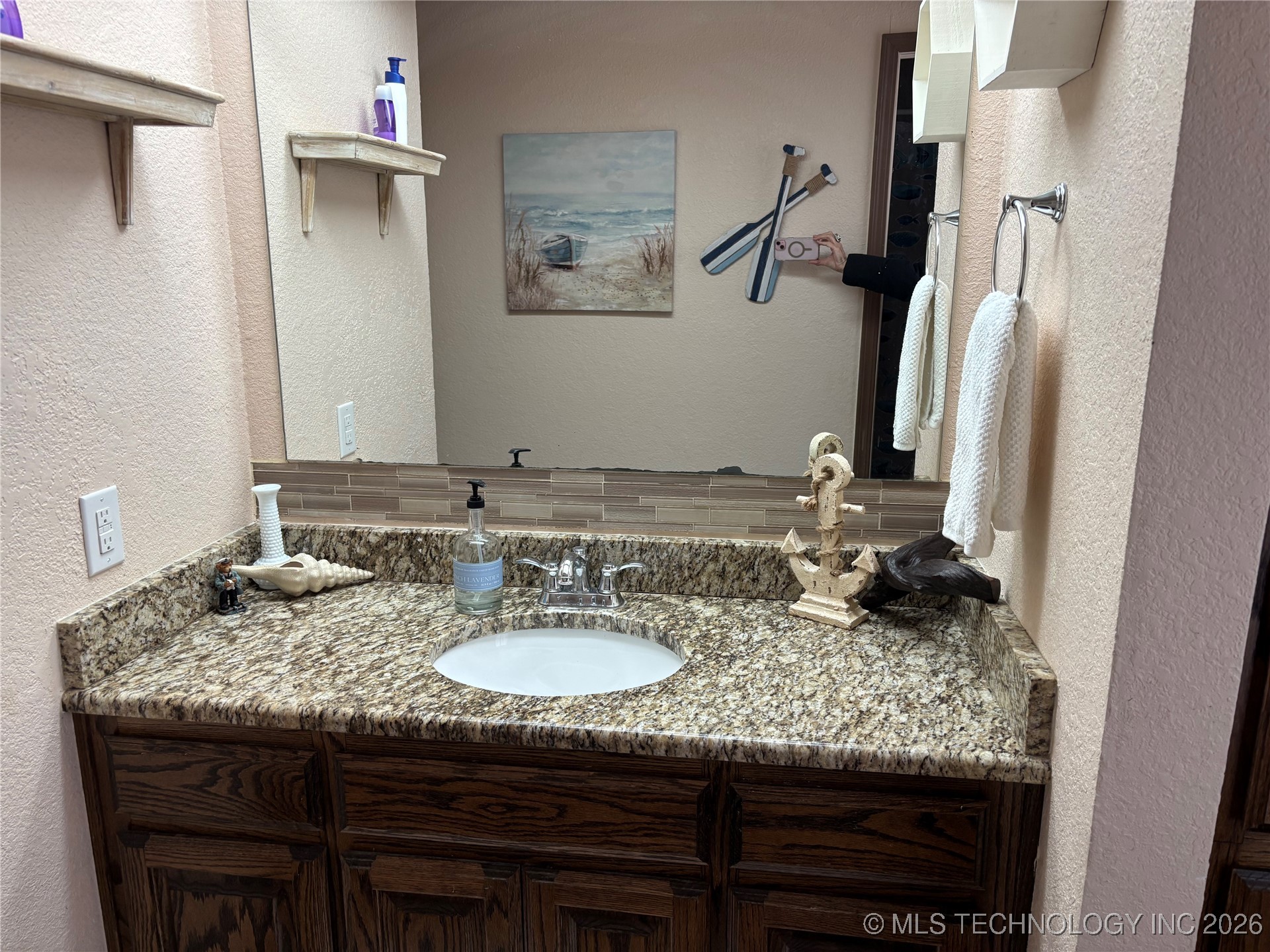 816 Boulder Drive Property Photo 19