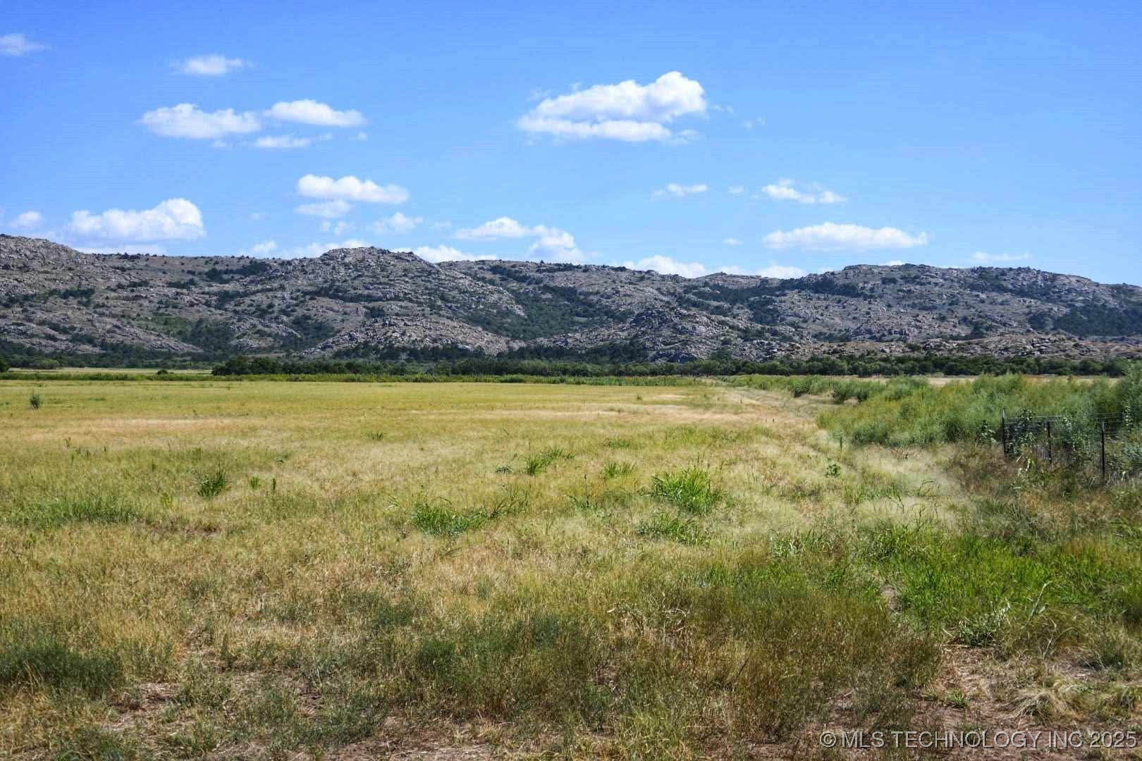 20826 E County Road 1470 Property Photo 20