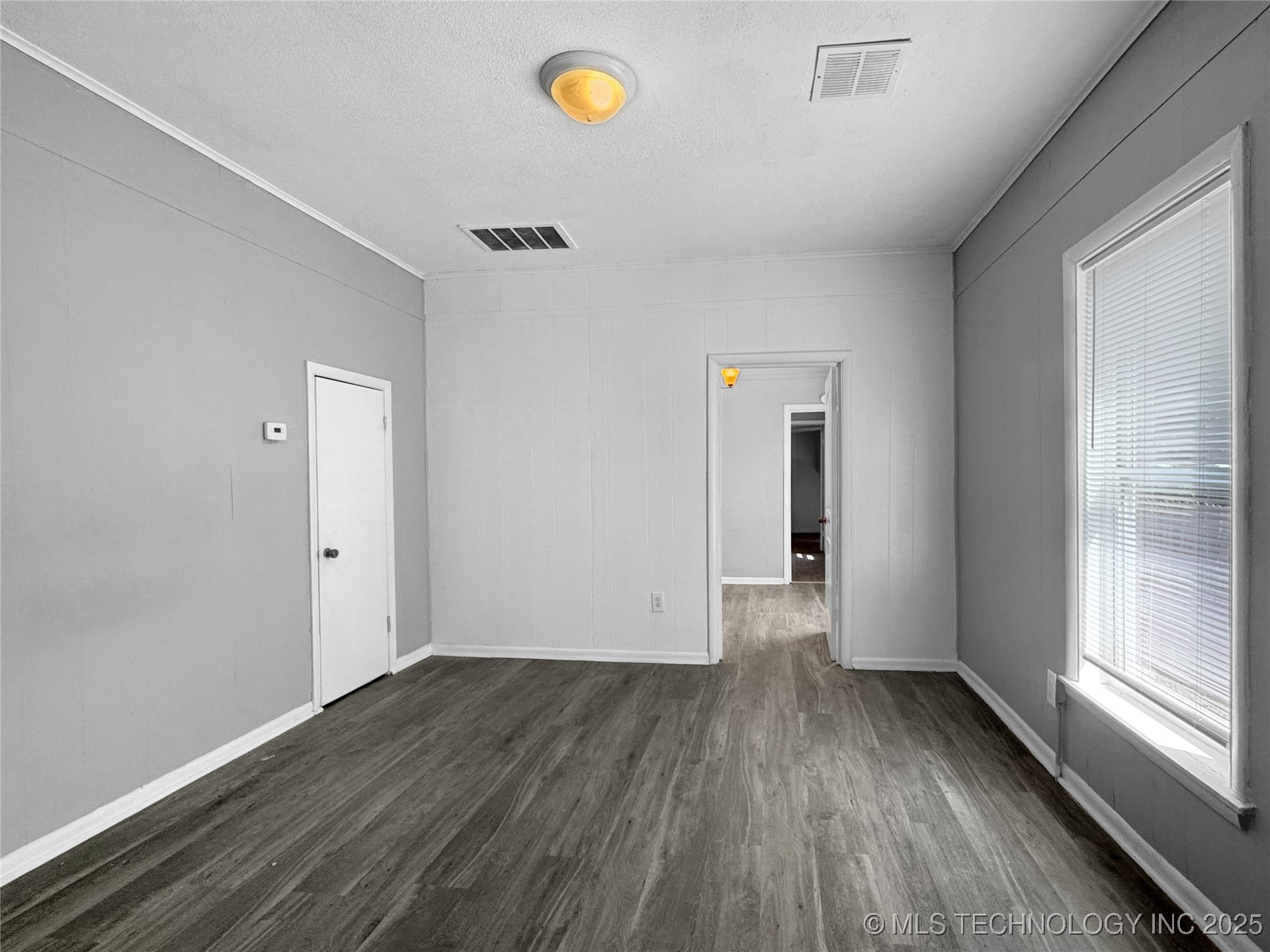 2739 W Cameron Street Property Photo 5