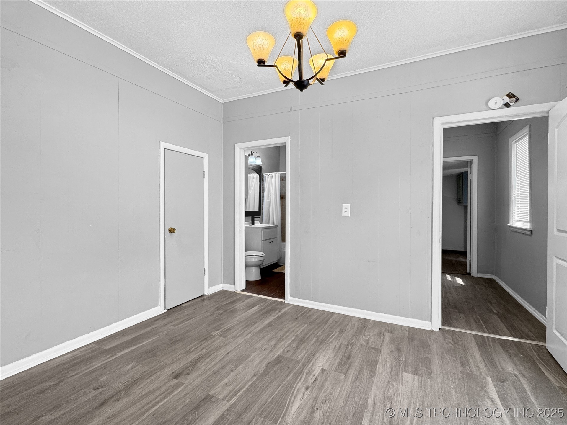 2739 W Cameron Street Property Photo 8