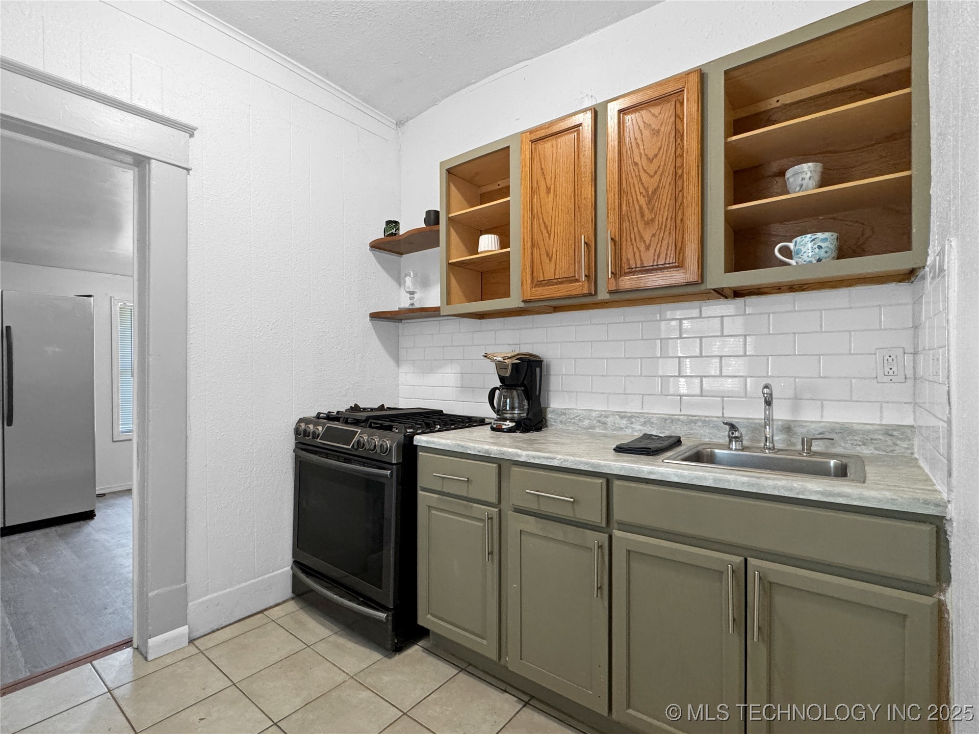 2739 W Cameron Street Property Photo 26