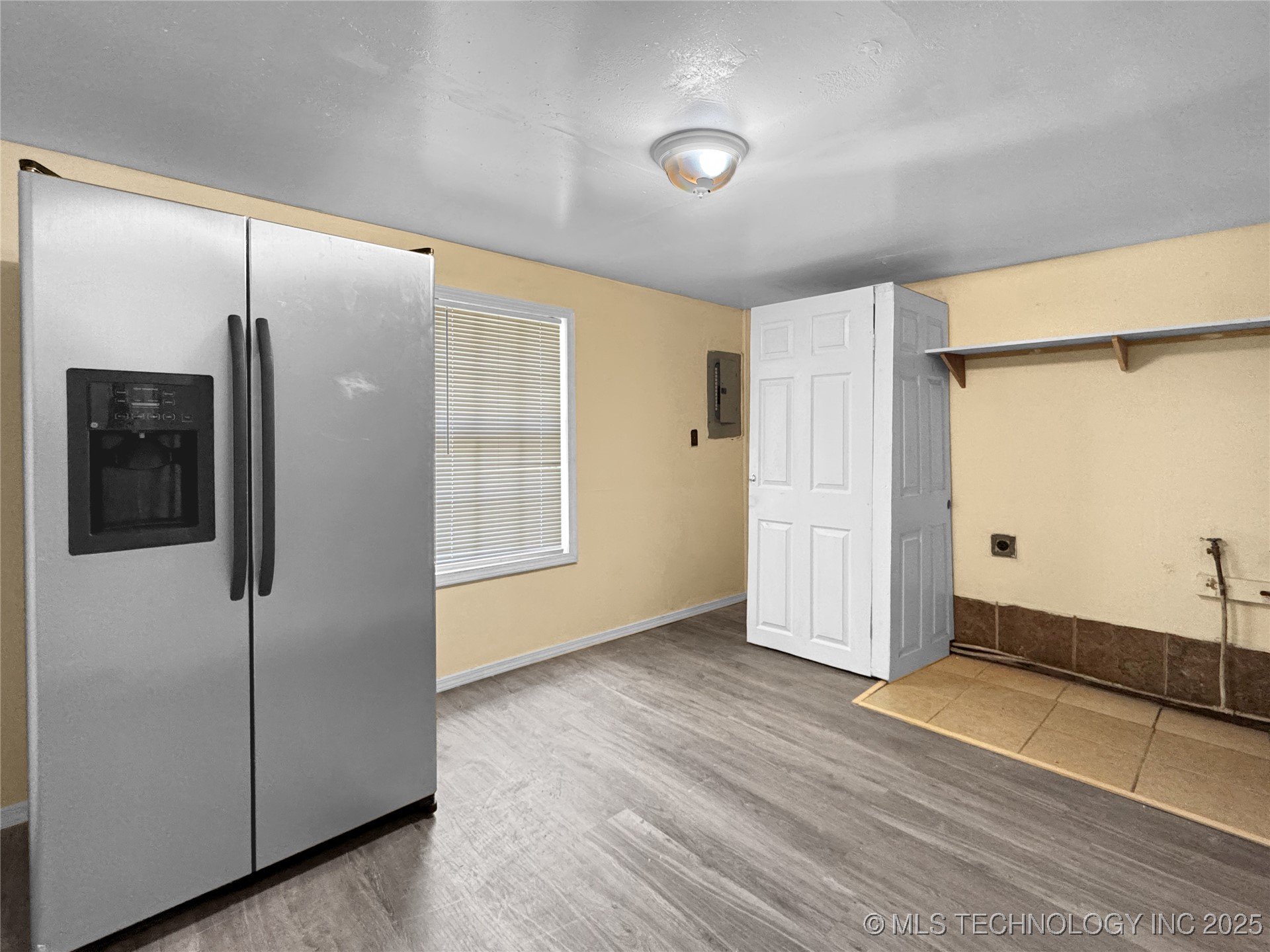 2739 W Cameron Street Property Photo 28