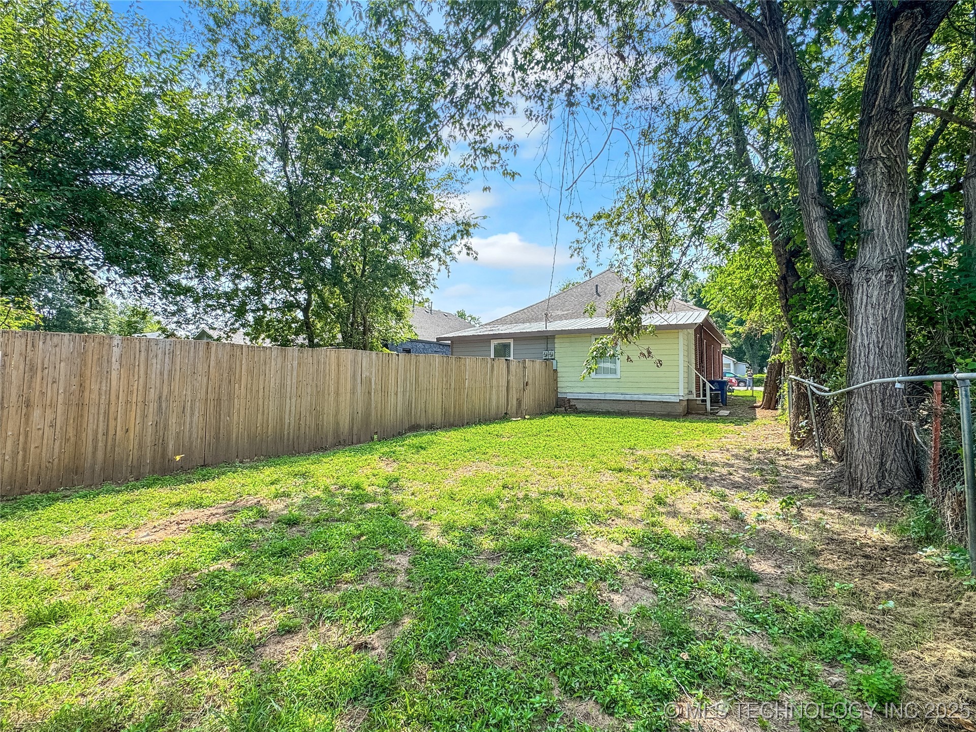 2739 W Cameron Street Property Photo 31