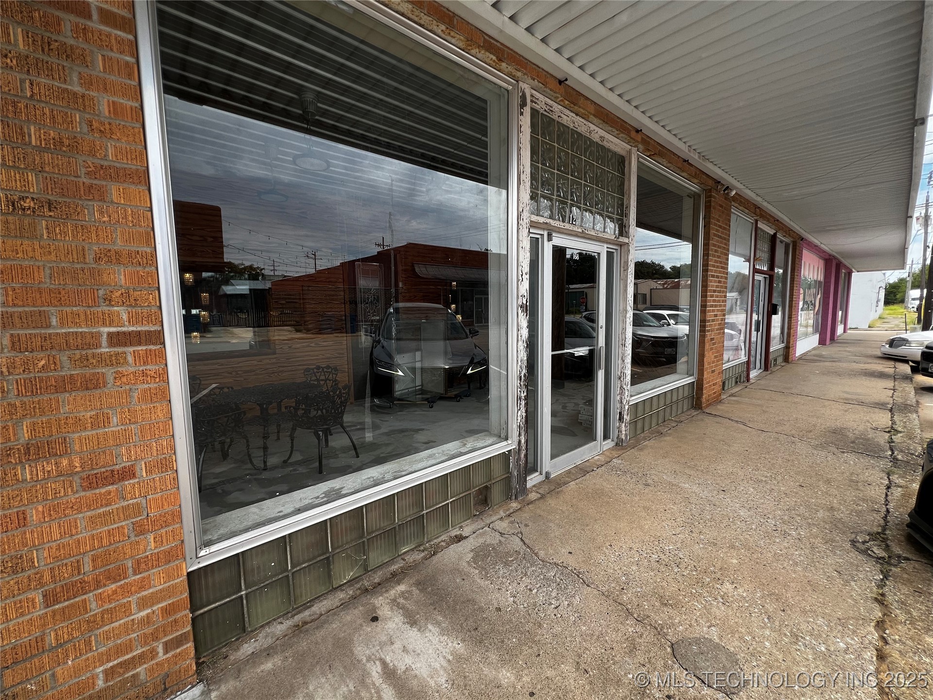 170 S Ohio Property Photo 1