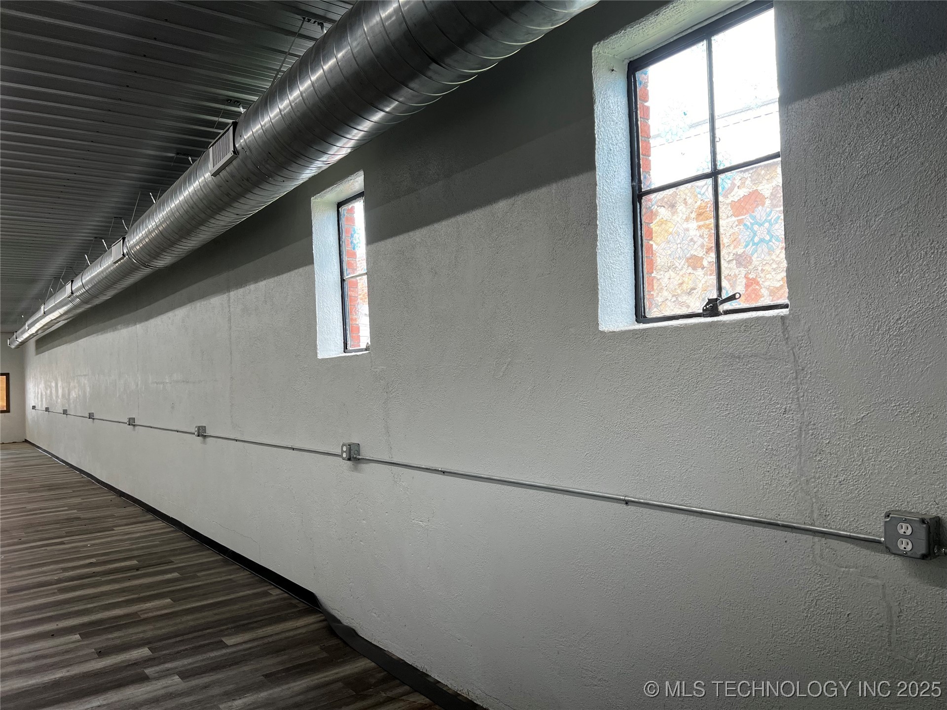 170 S Ohio Property Photo 7