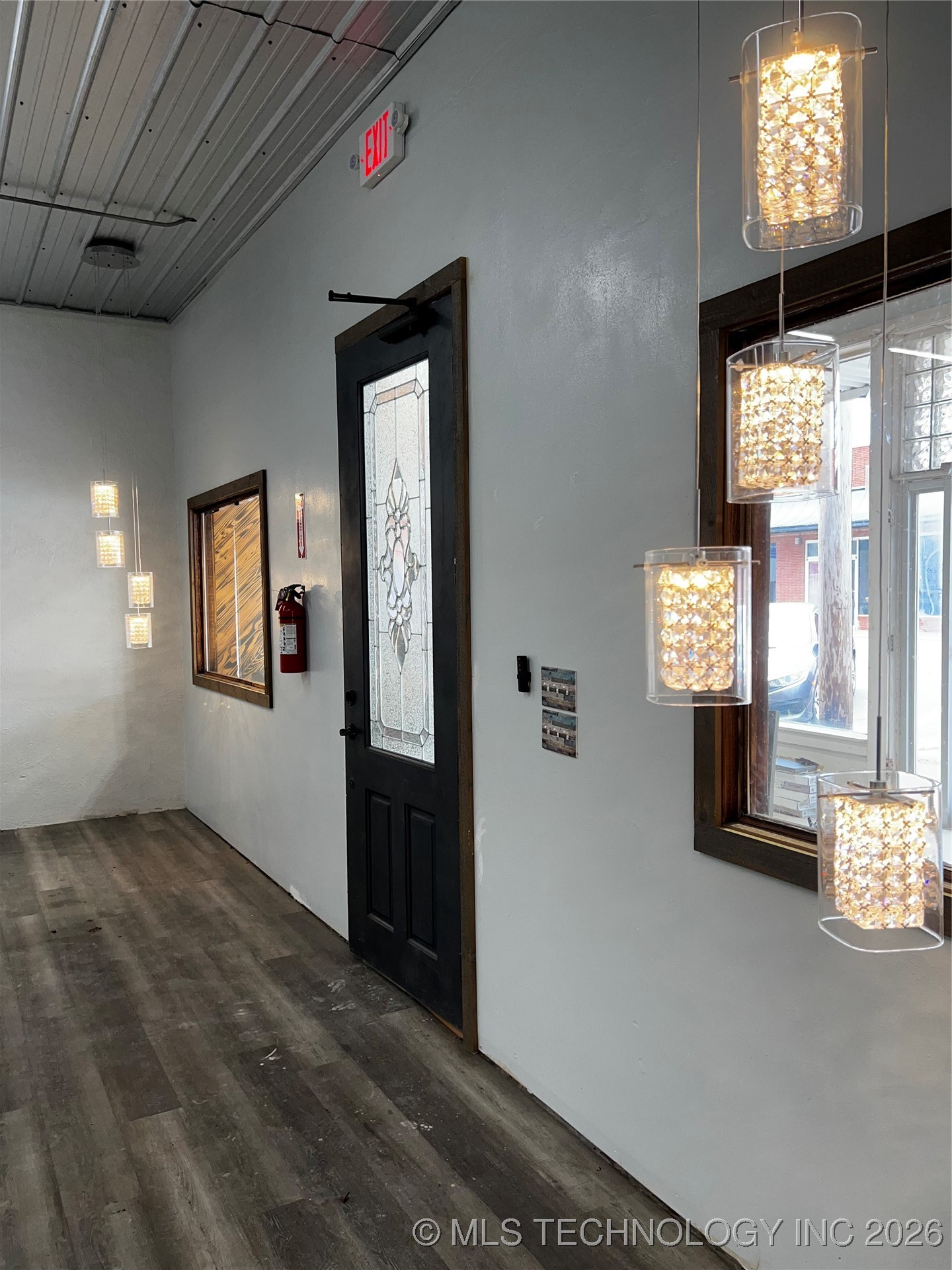 170 S Ohio Property Photo 10