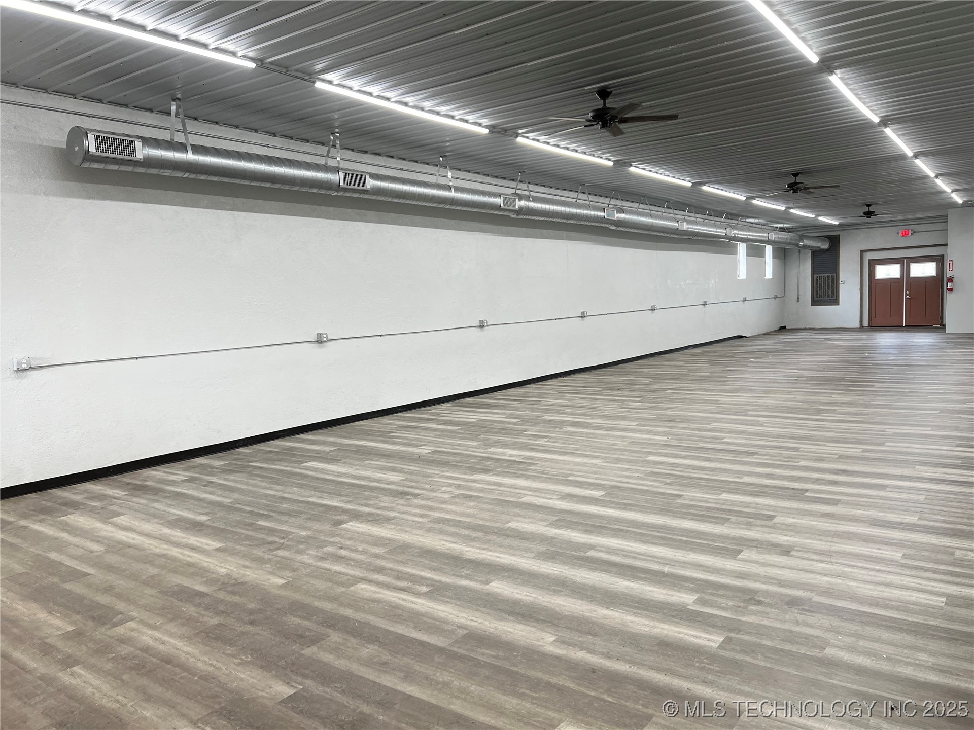 170 S Ohio Property Photo 11