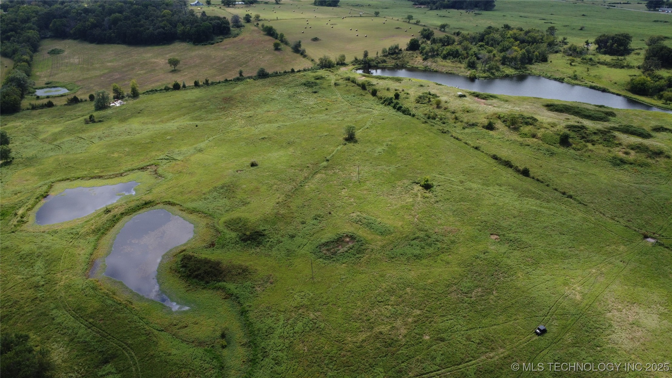 0000 E 320 Road Property Photo 1