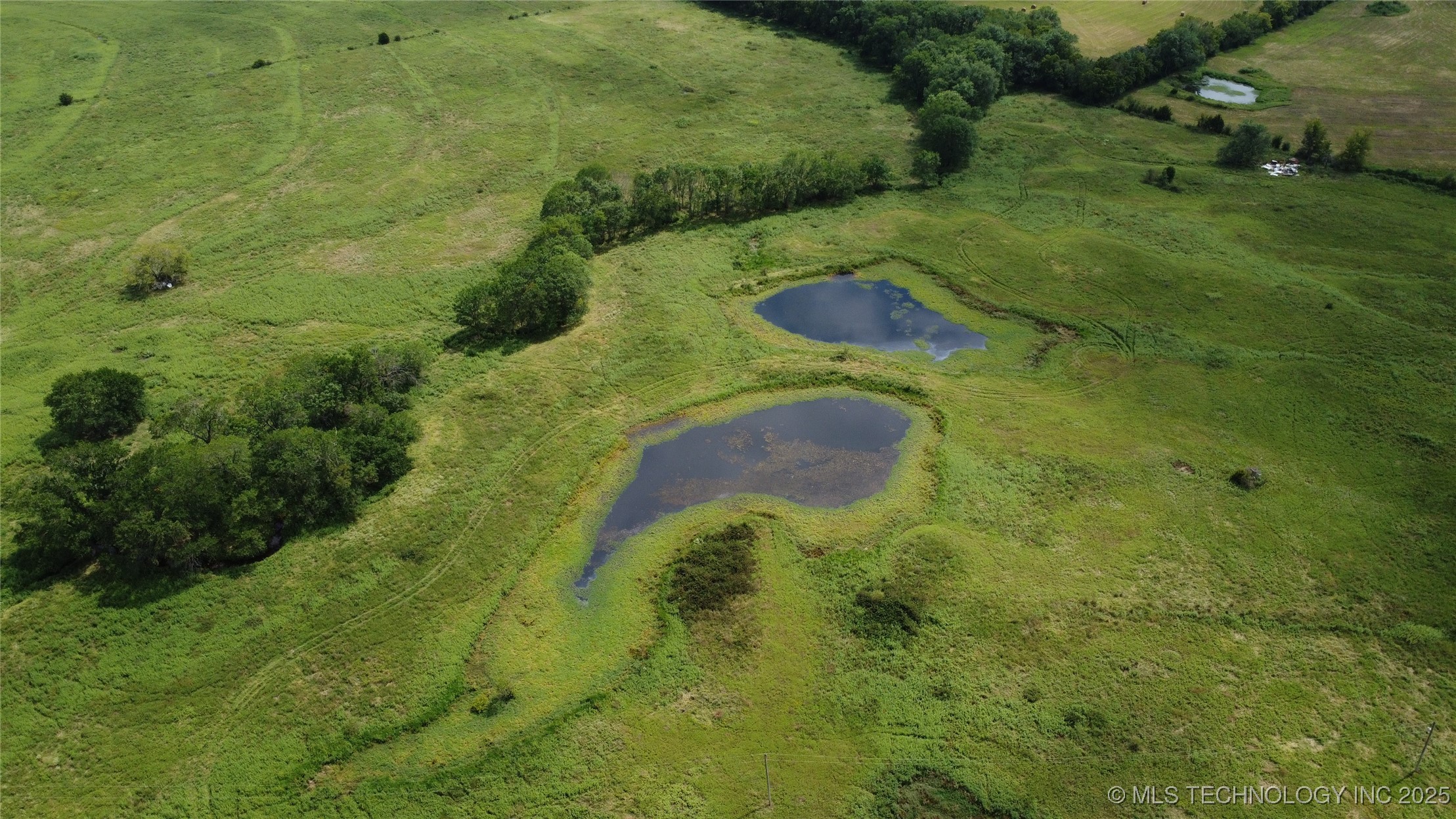 0000 E 320 Road Property Photo 8