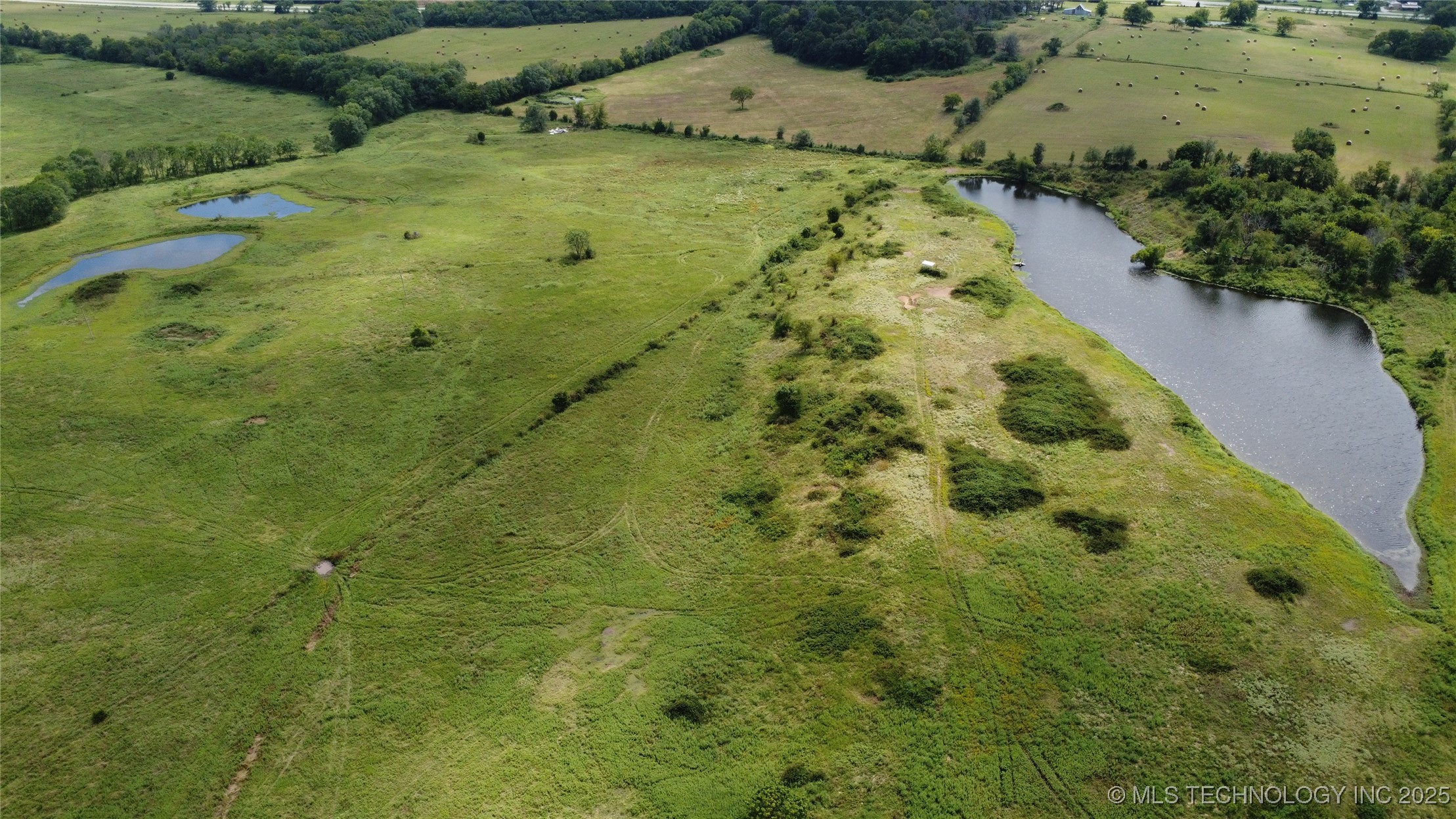 0000 E 320 Road Property Photo 10