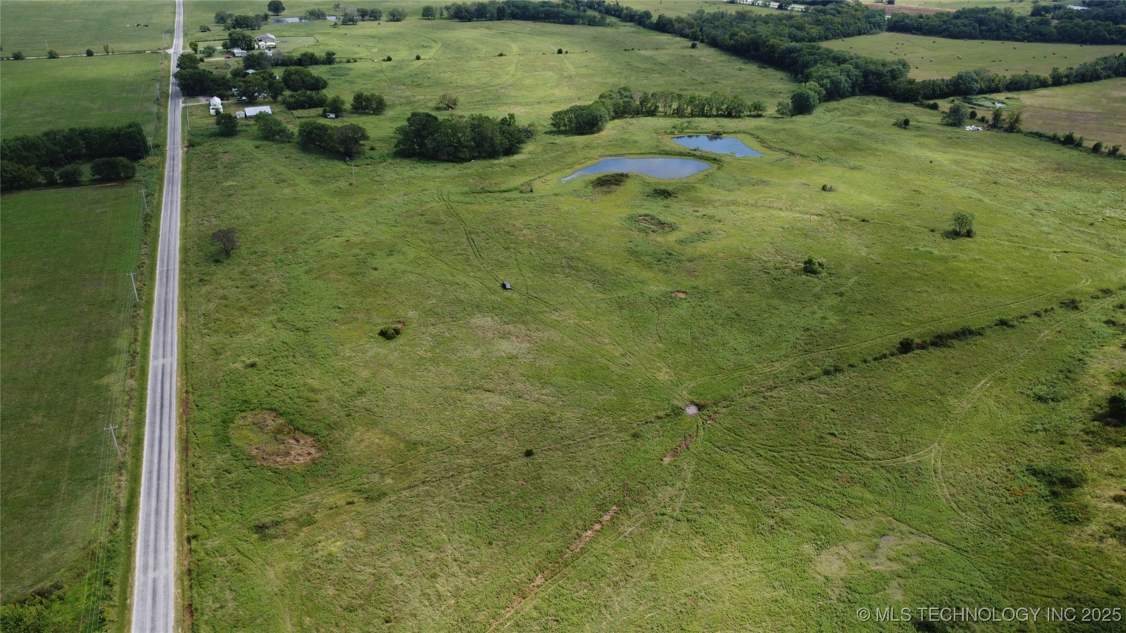 0000 E 320 Road Property Photo 13