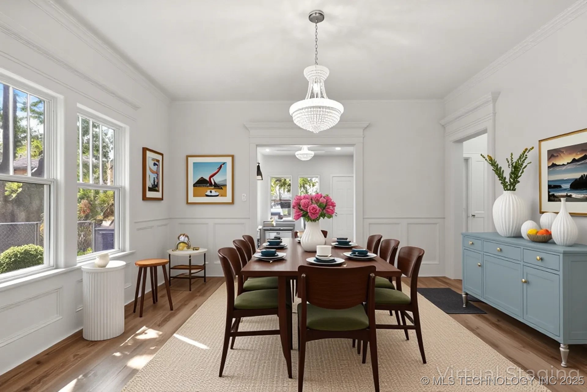 2617 E 10th Street Property Photo 8