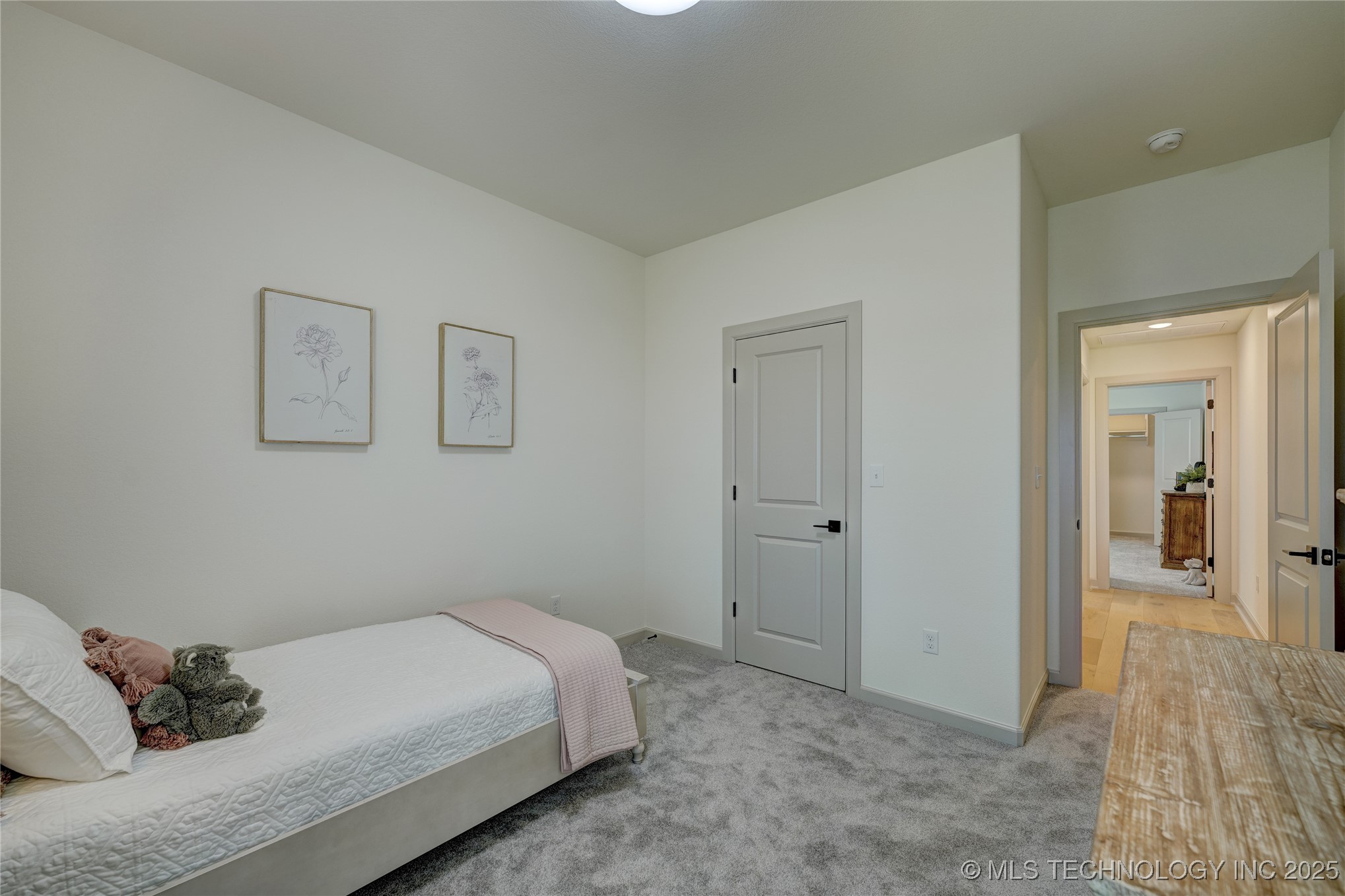 7204 E Oakland Street Property Photo 49