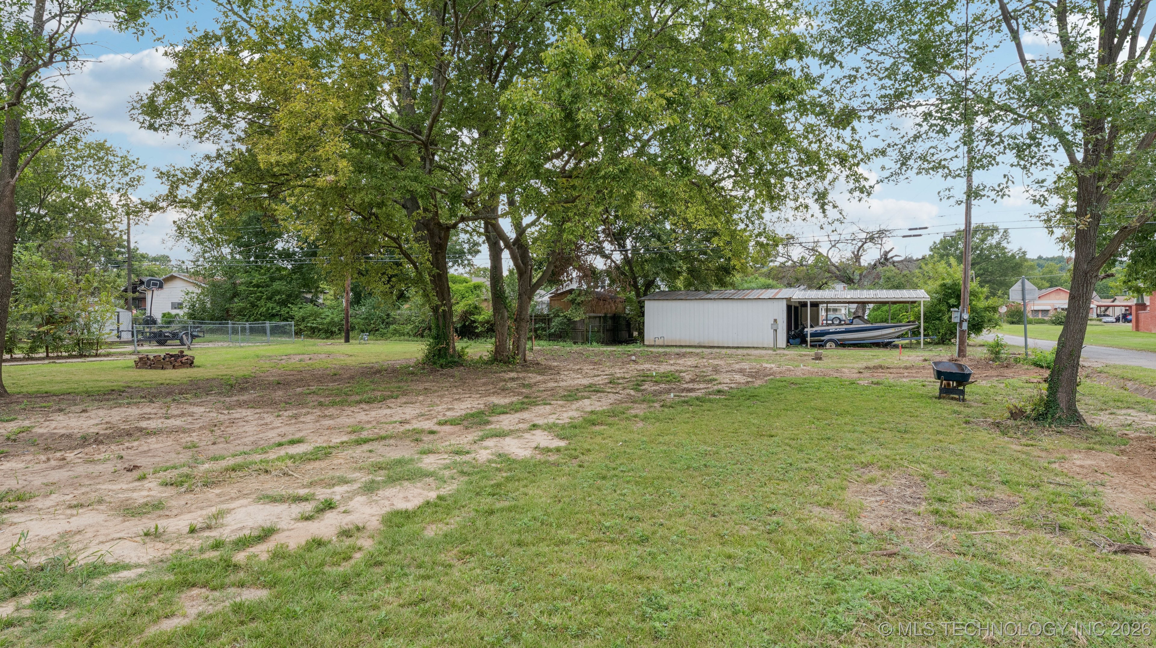 703 S Wood Avenue Property Photo 15