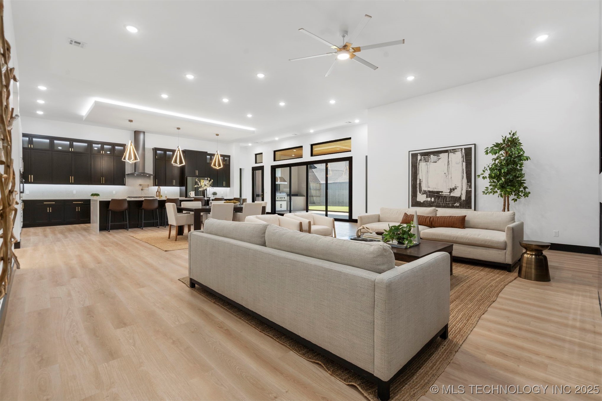 6678 E 123rd Place S Property Photo 8