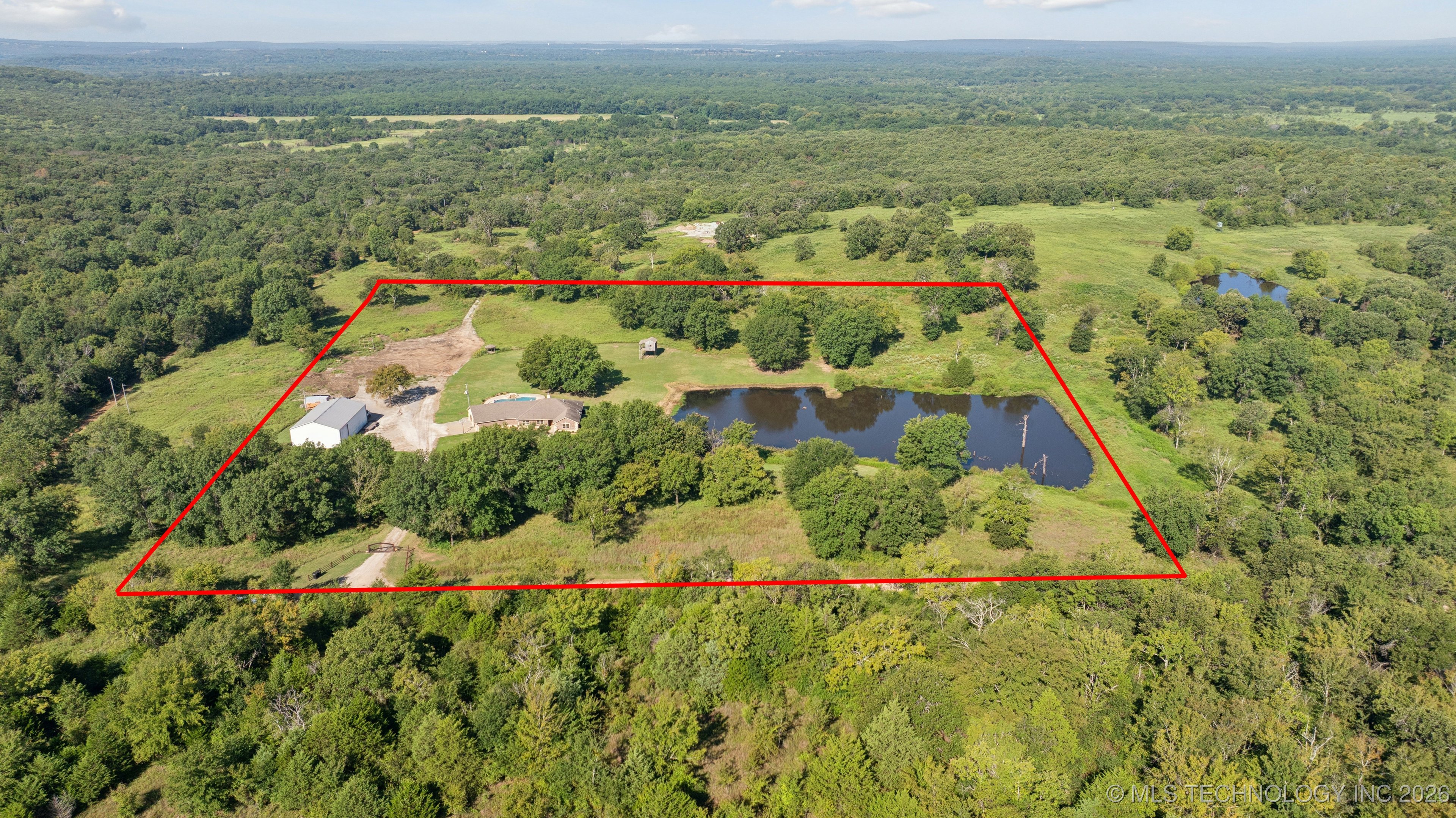 20319 Grayson Road Property Photo 7