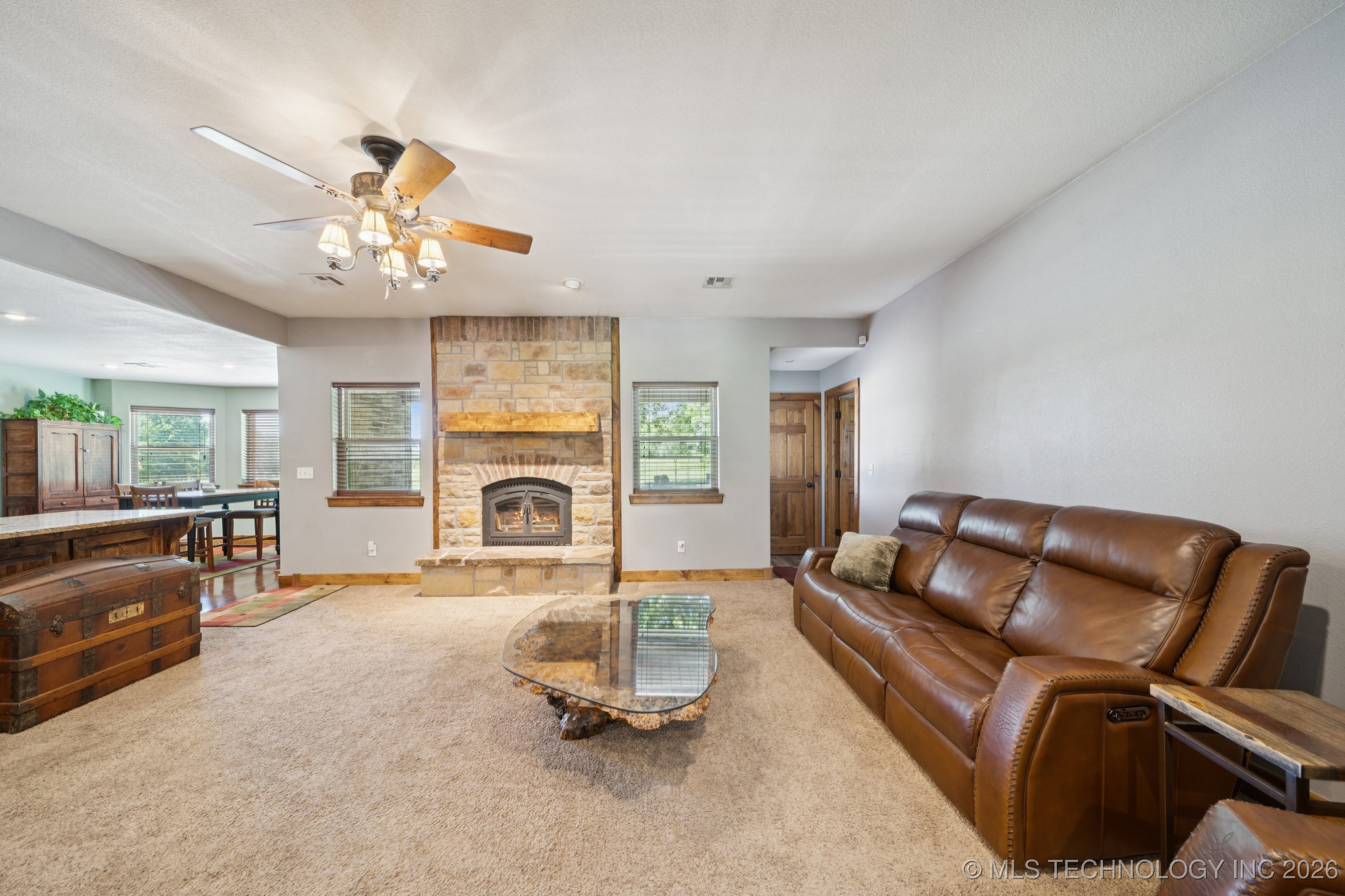 20319 Grayson Road Property Photo 17