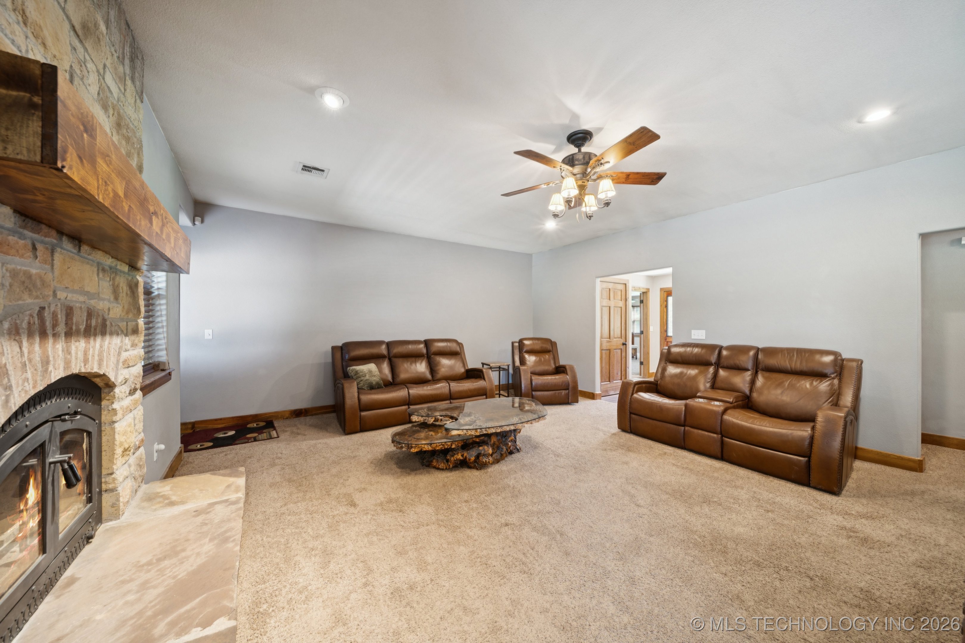 20319 Grayson Road Property Photo 18