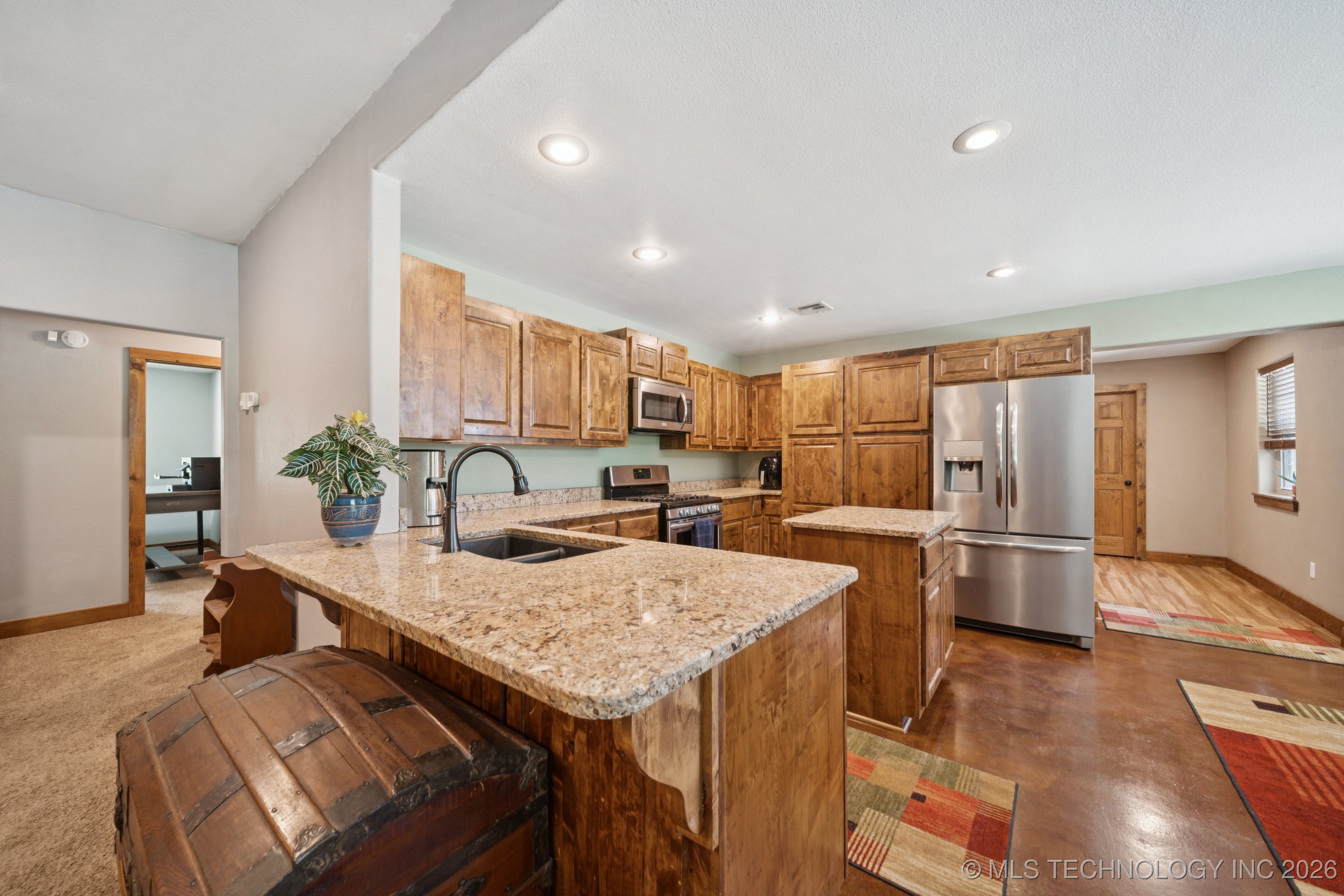 20319 Grayson Road Property Photo 22