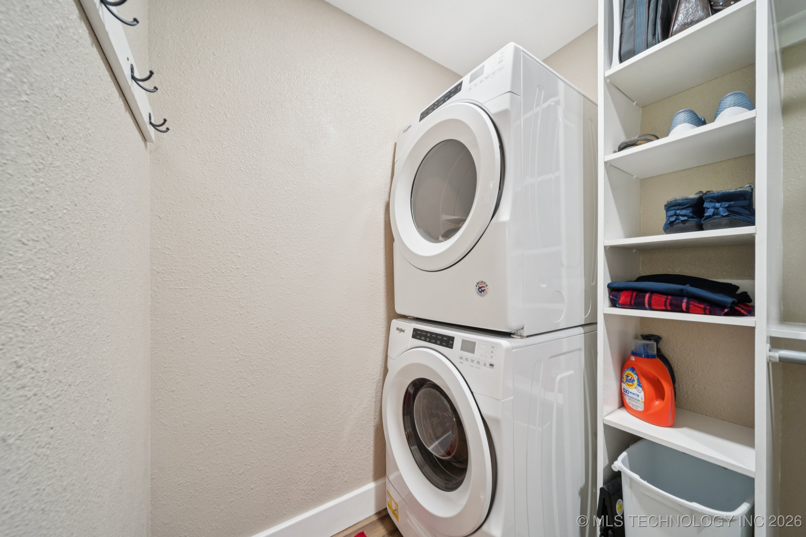 20319 Grayson Road Property Photo 33