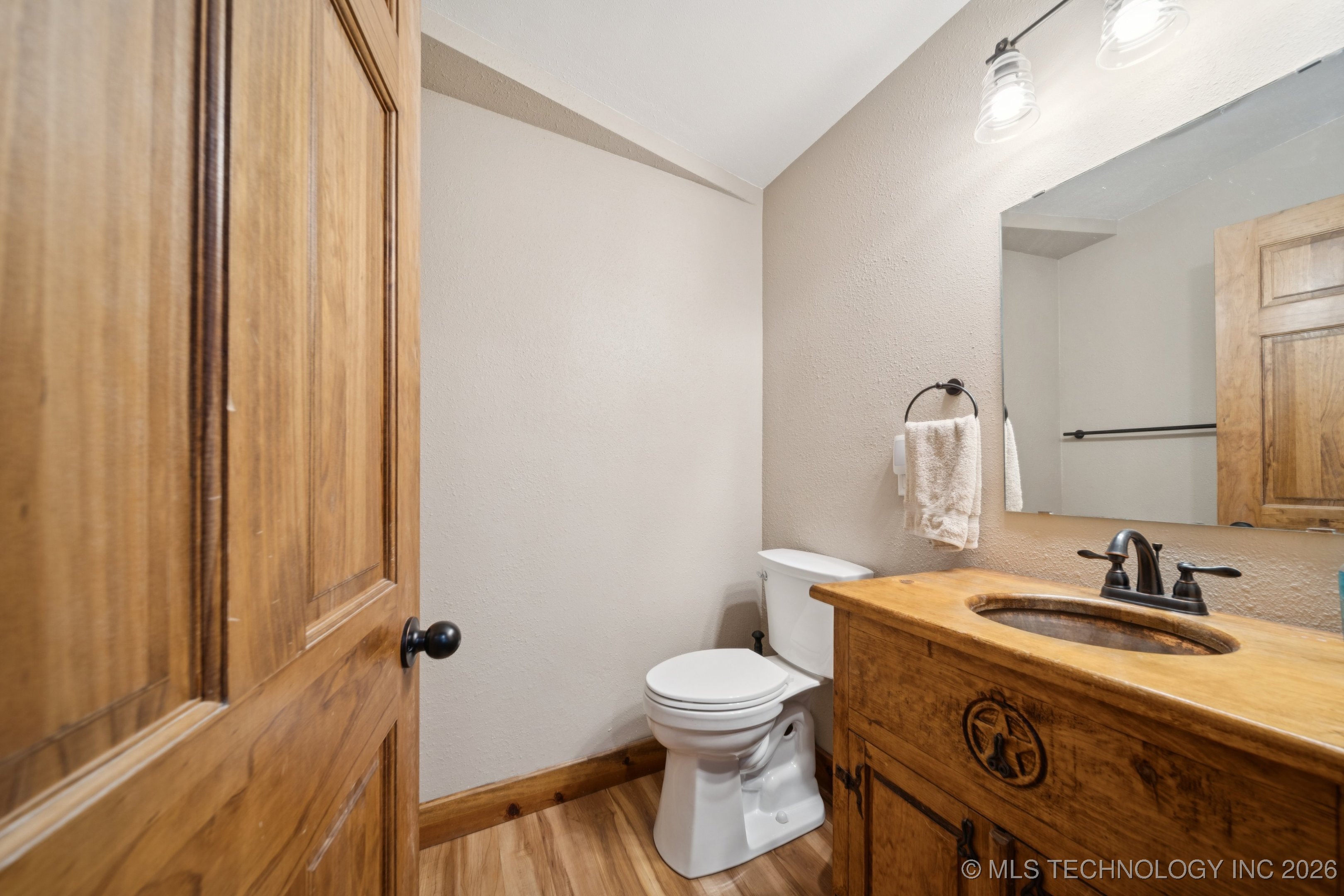 20319 Grayson Road Property Photo 43