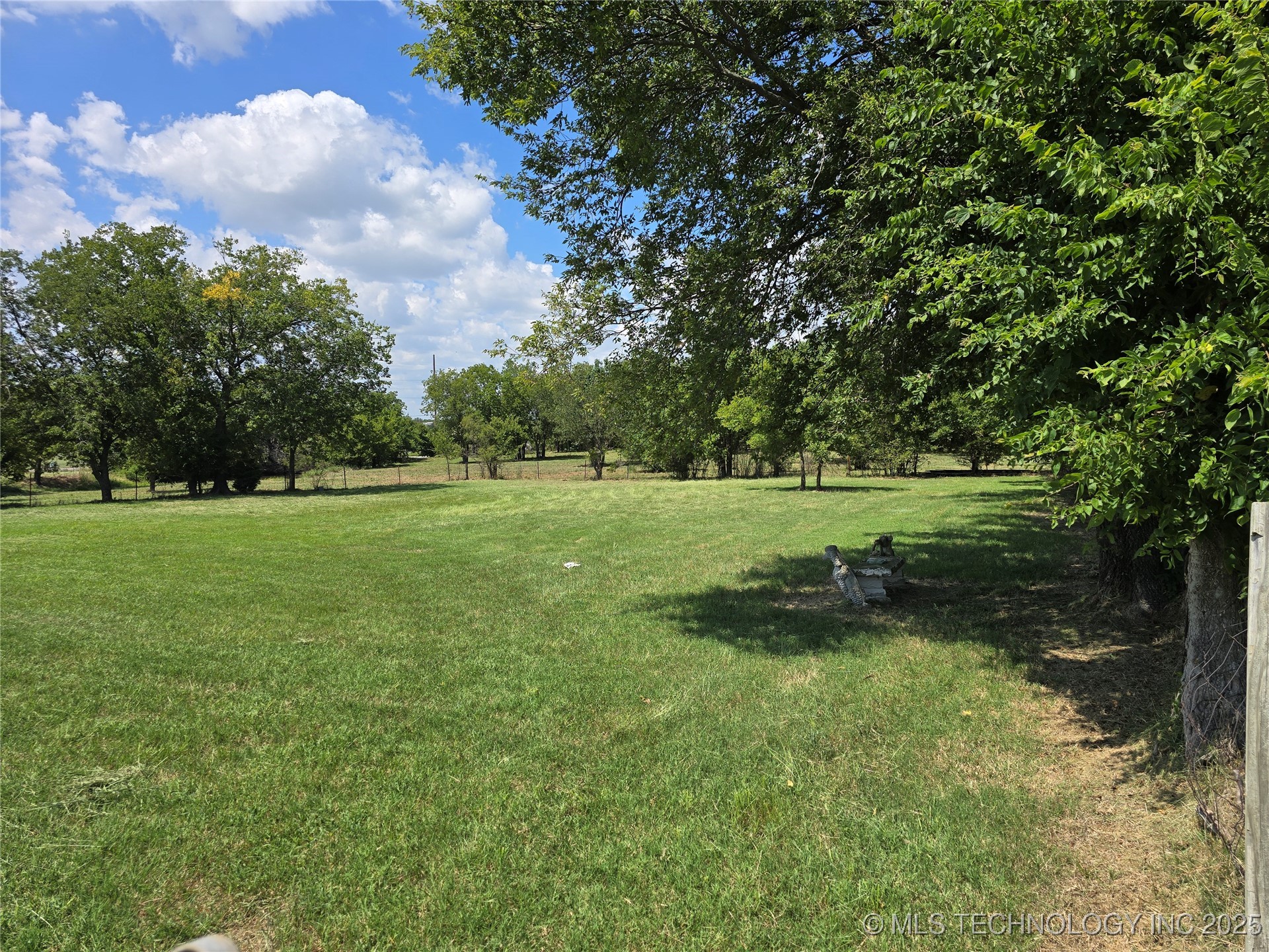 E 21st Street S Property Photo 3