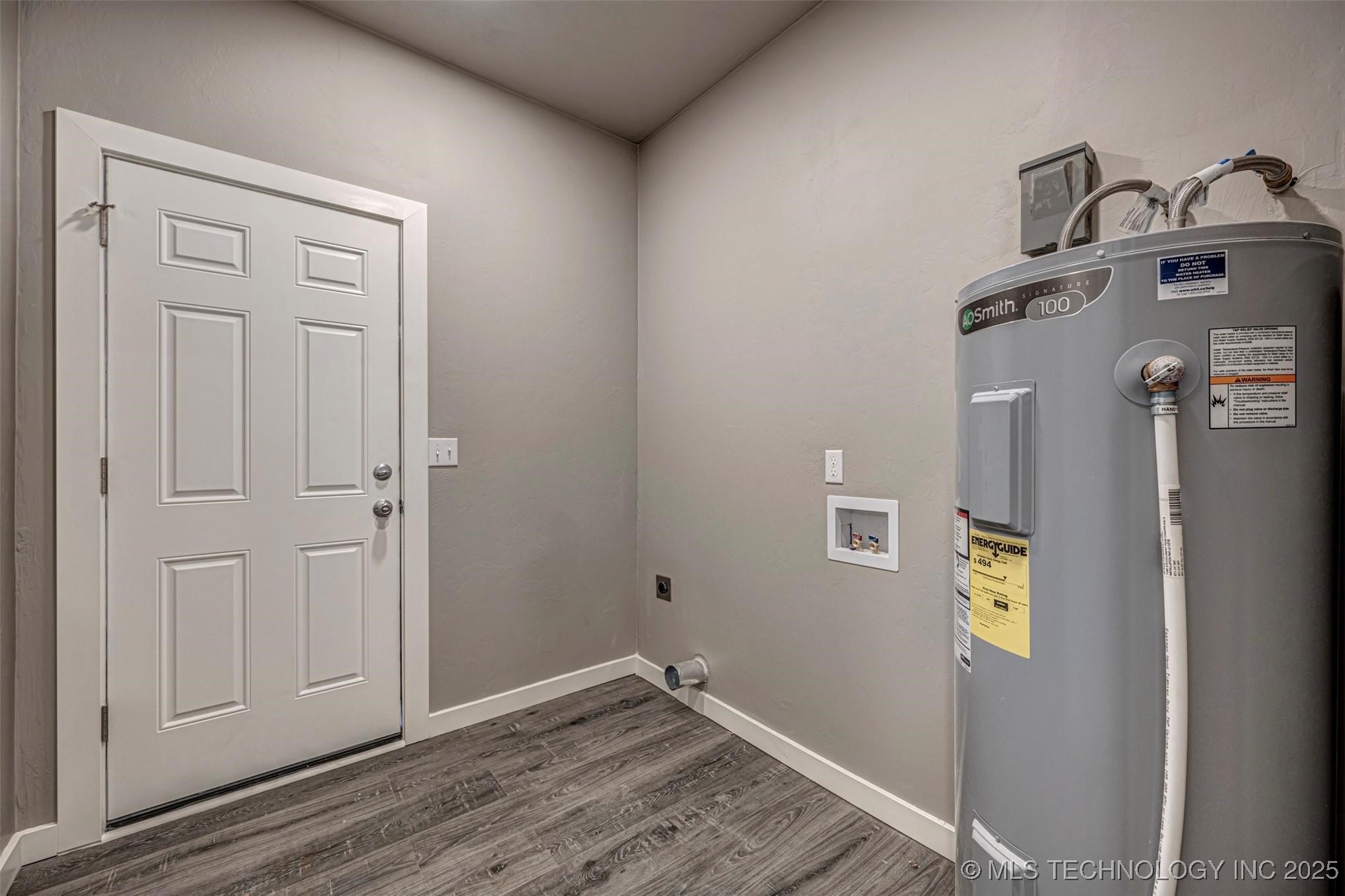 1015 E Main Street Property Photo 27