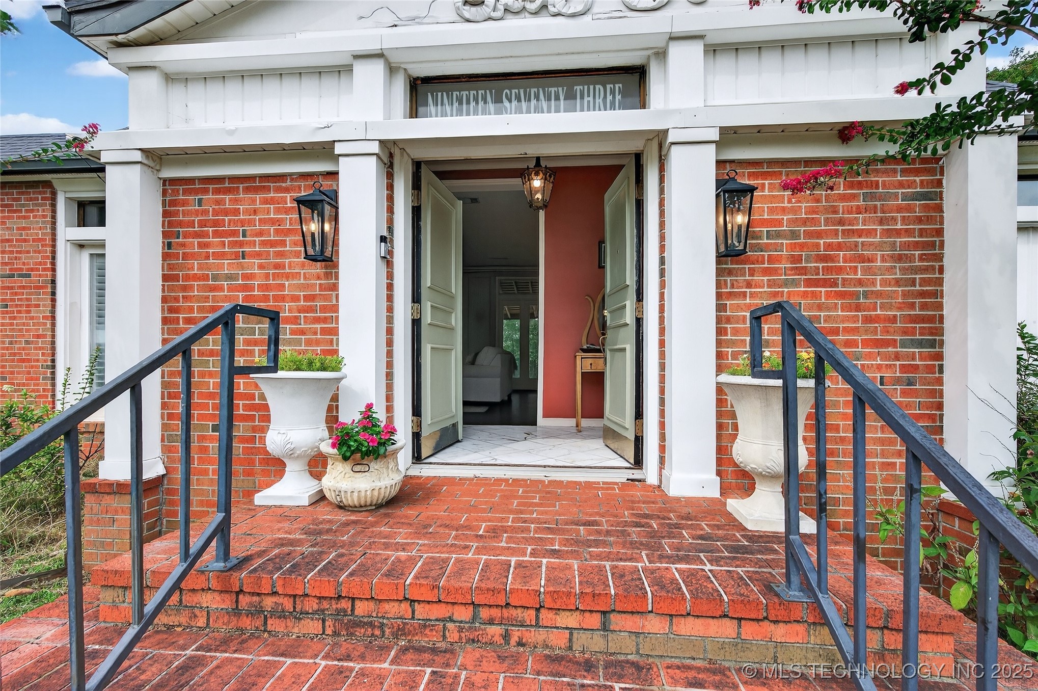 1973 Marie Drive Property Photo 7