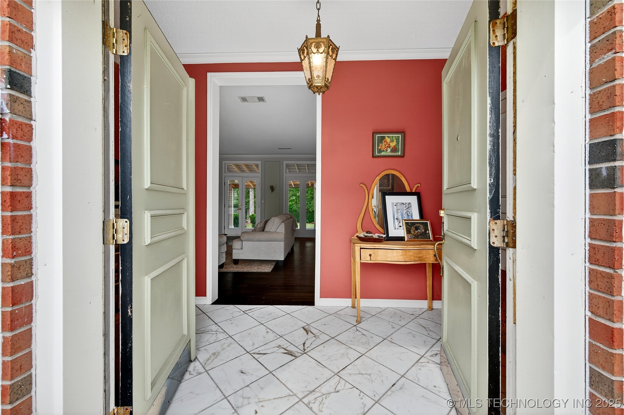 1973 Marie Drive Property Photo 8