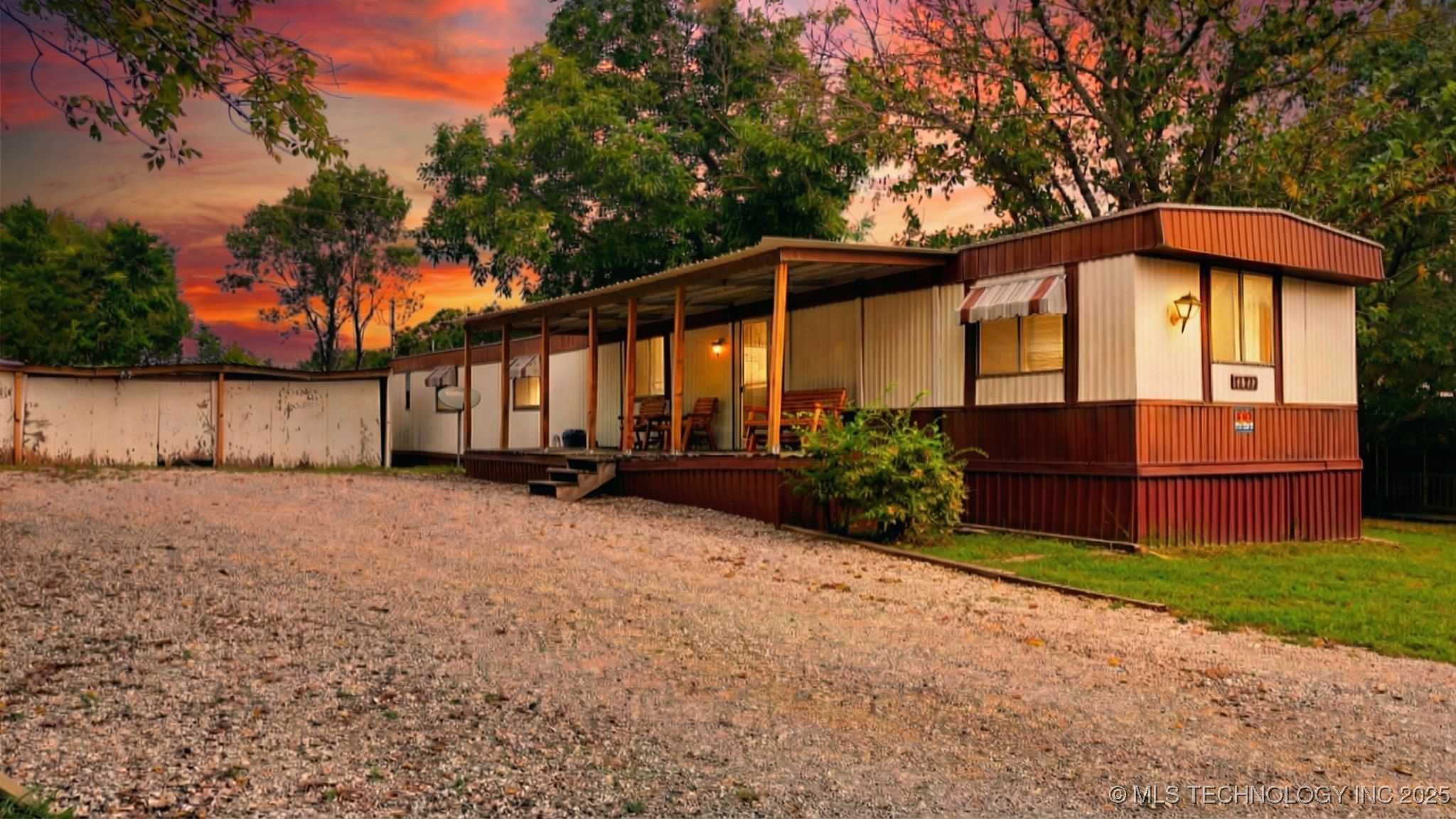 3444 N Point Property Photo 1