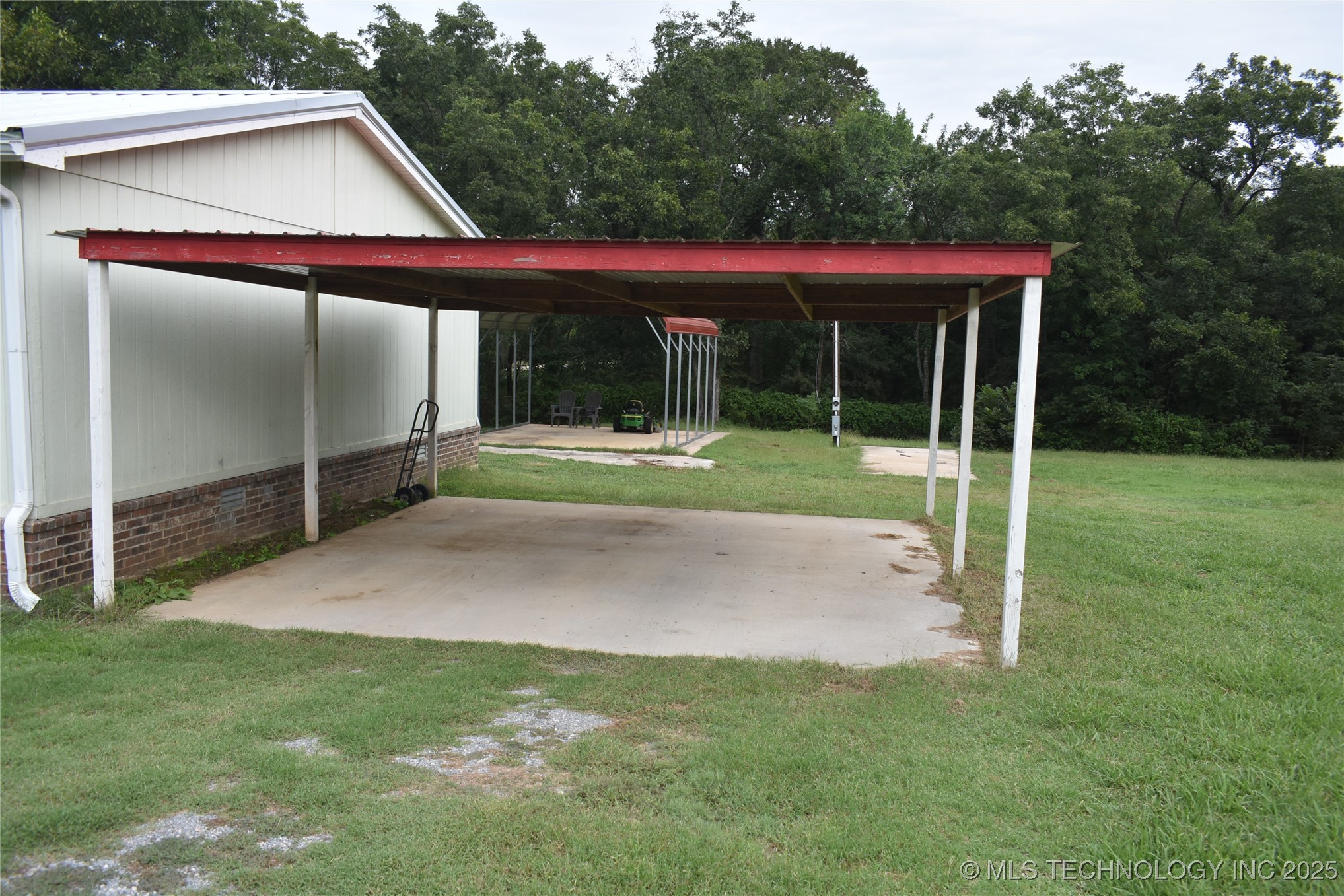 9976 Rattler Ridge Property Photo 3