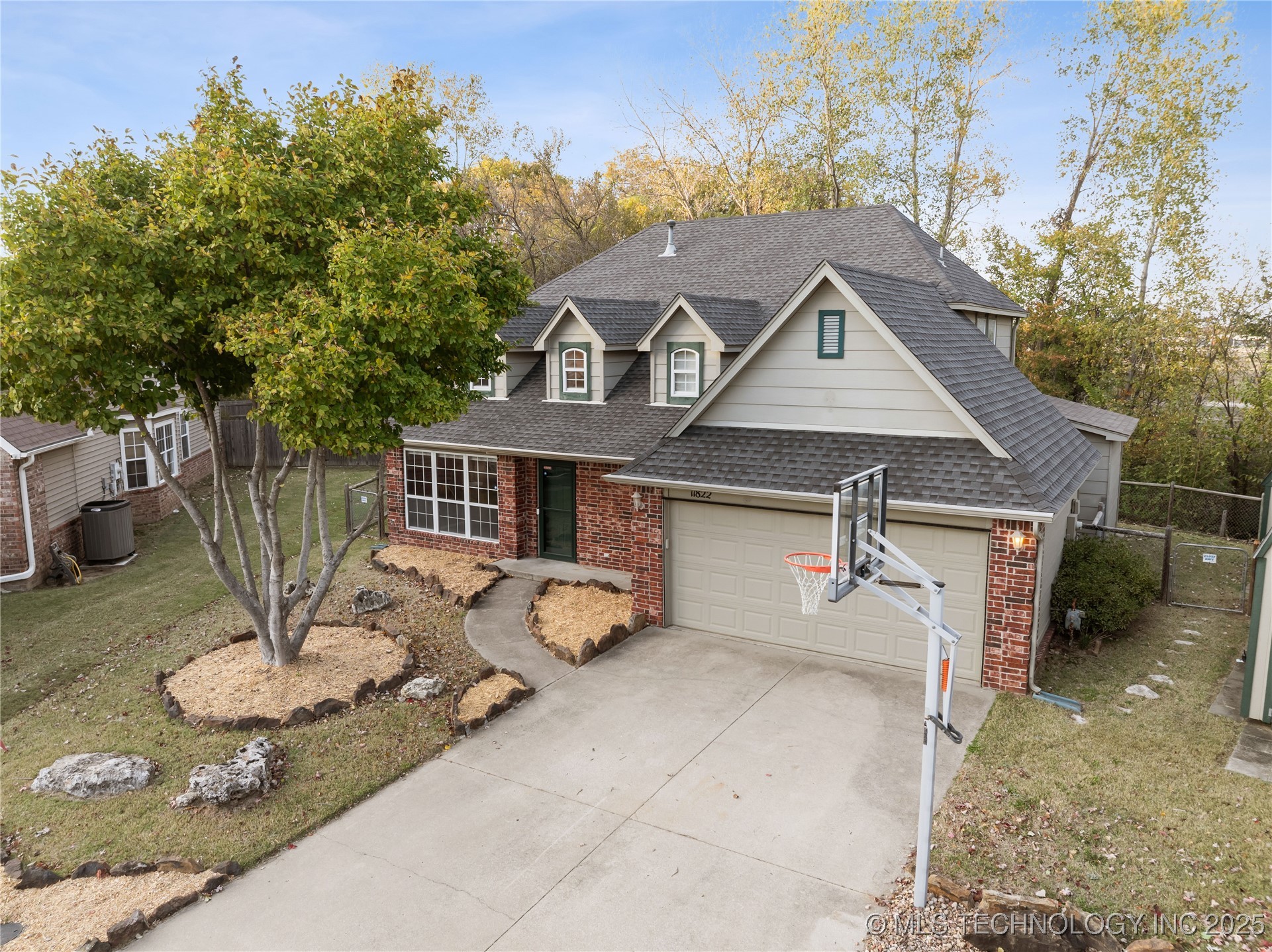 11822 S 268th East Avenue Property Photo 7