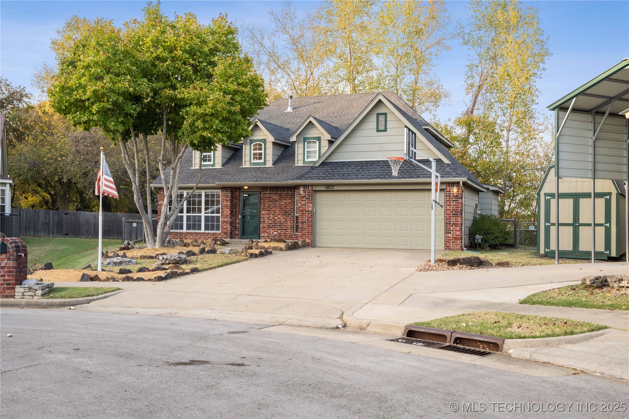 11822 S 268th East Avenue Property Photo 11
