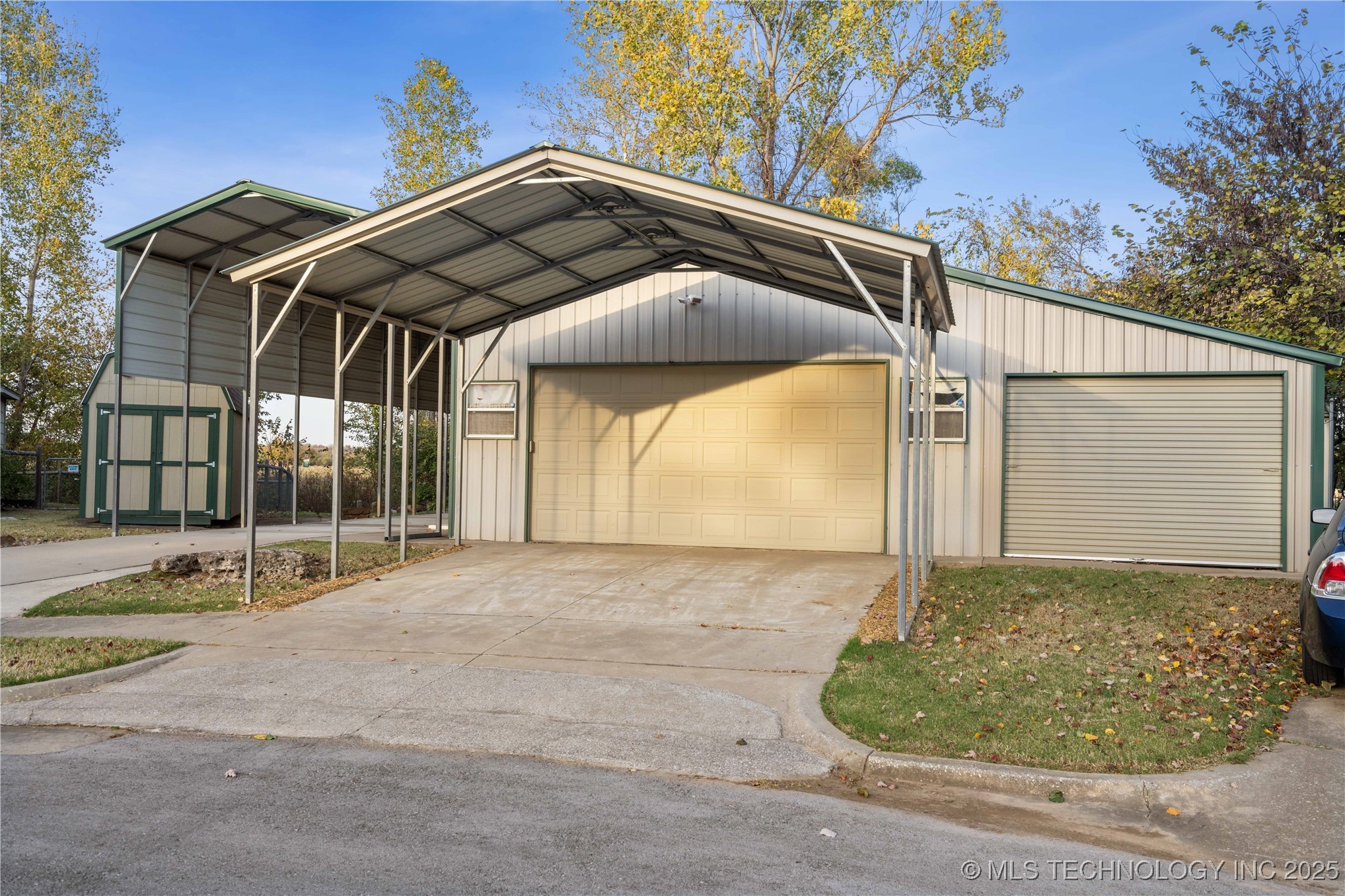 11822 S 268th East Avenue Property Photo 18