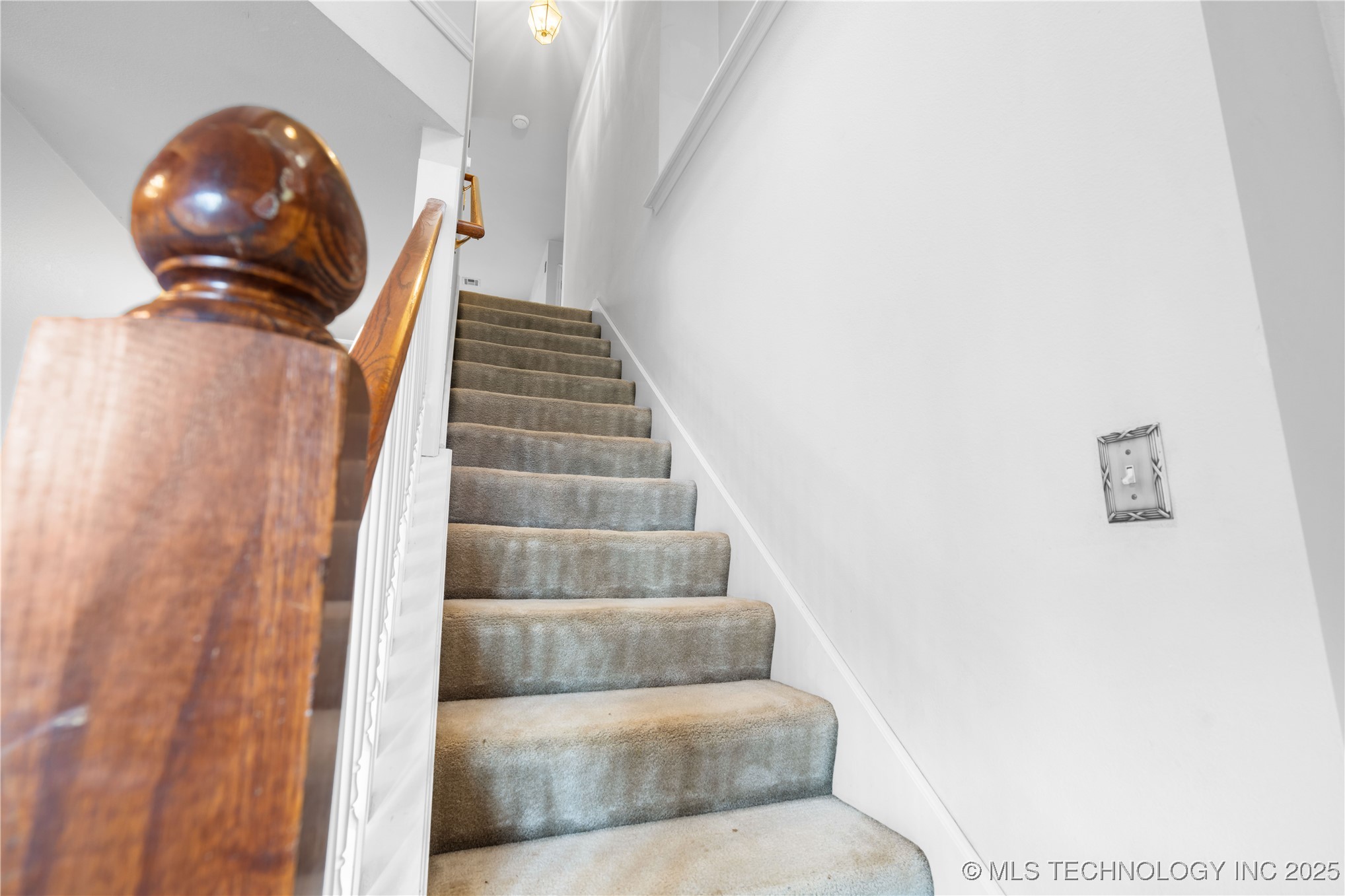 11822 S 268th East Avenue Property Photo 25