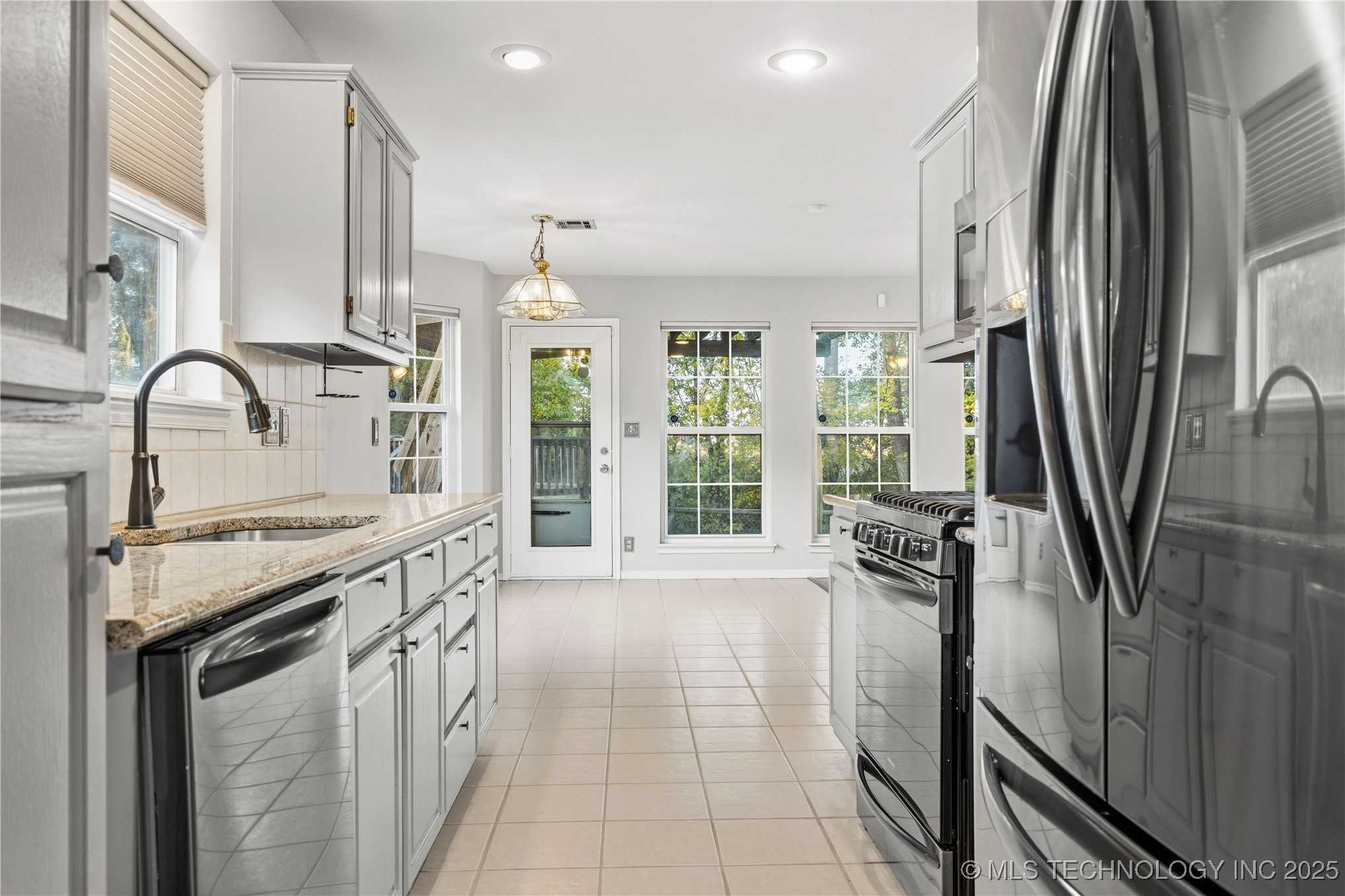 11822 S 268th East Avenue Property Photo 33