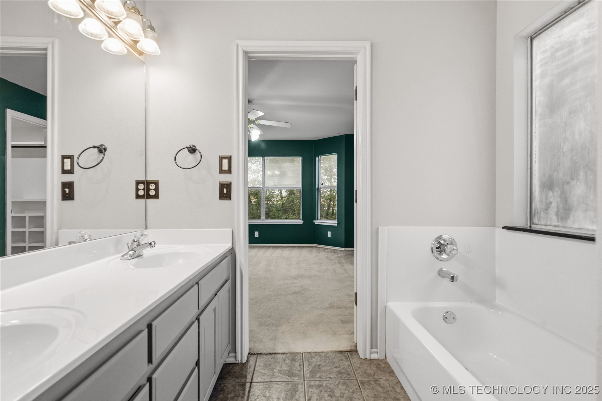 11822 S 268th East Avenue Property Photo 39