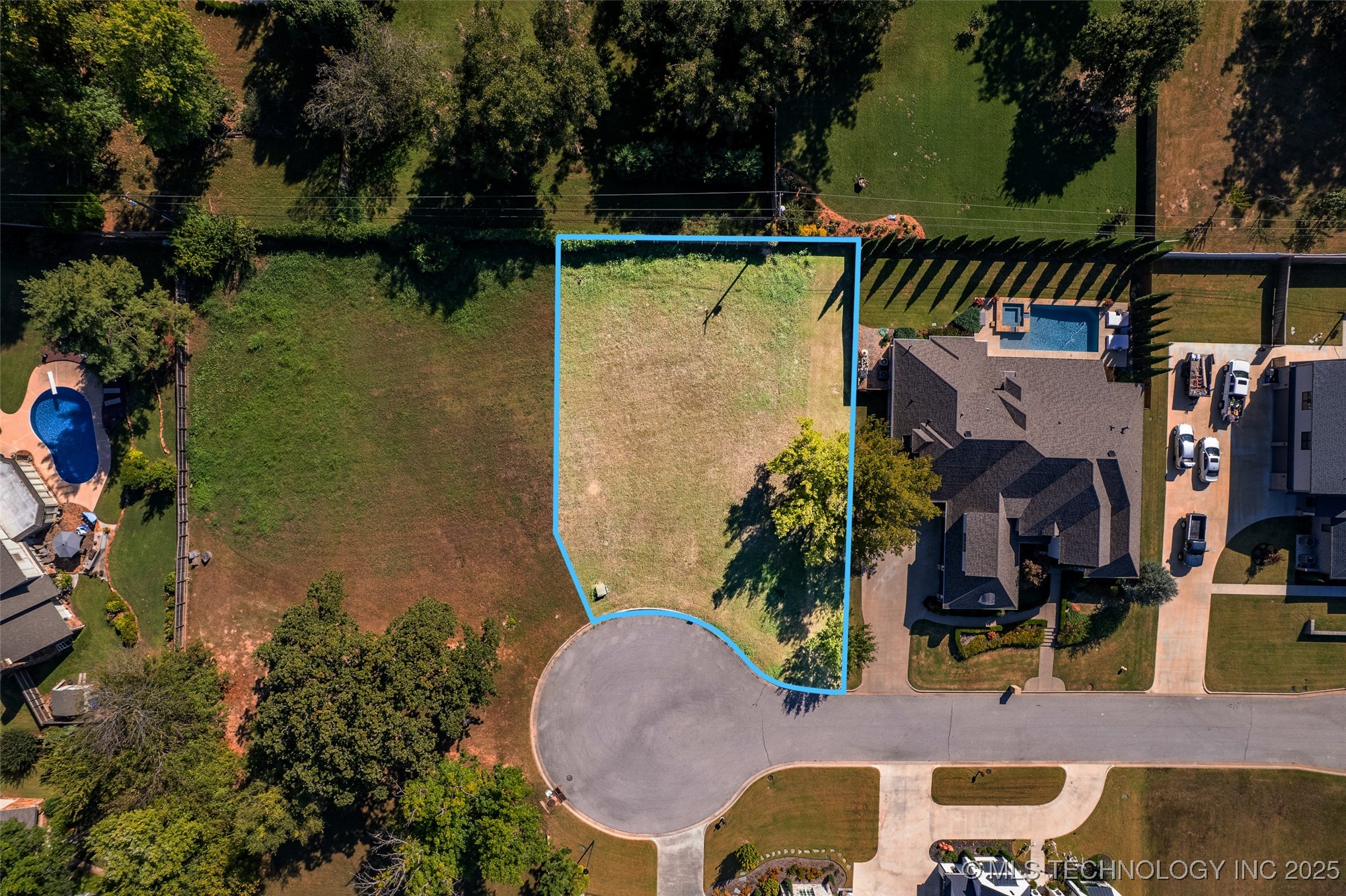 3814 E 103rd Place Property Photo 1