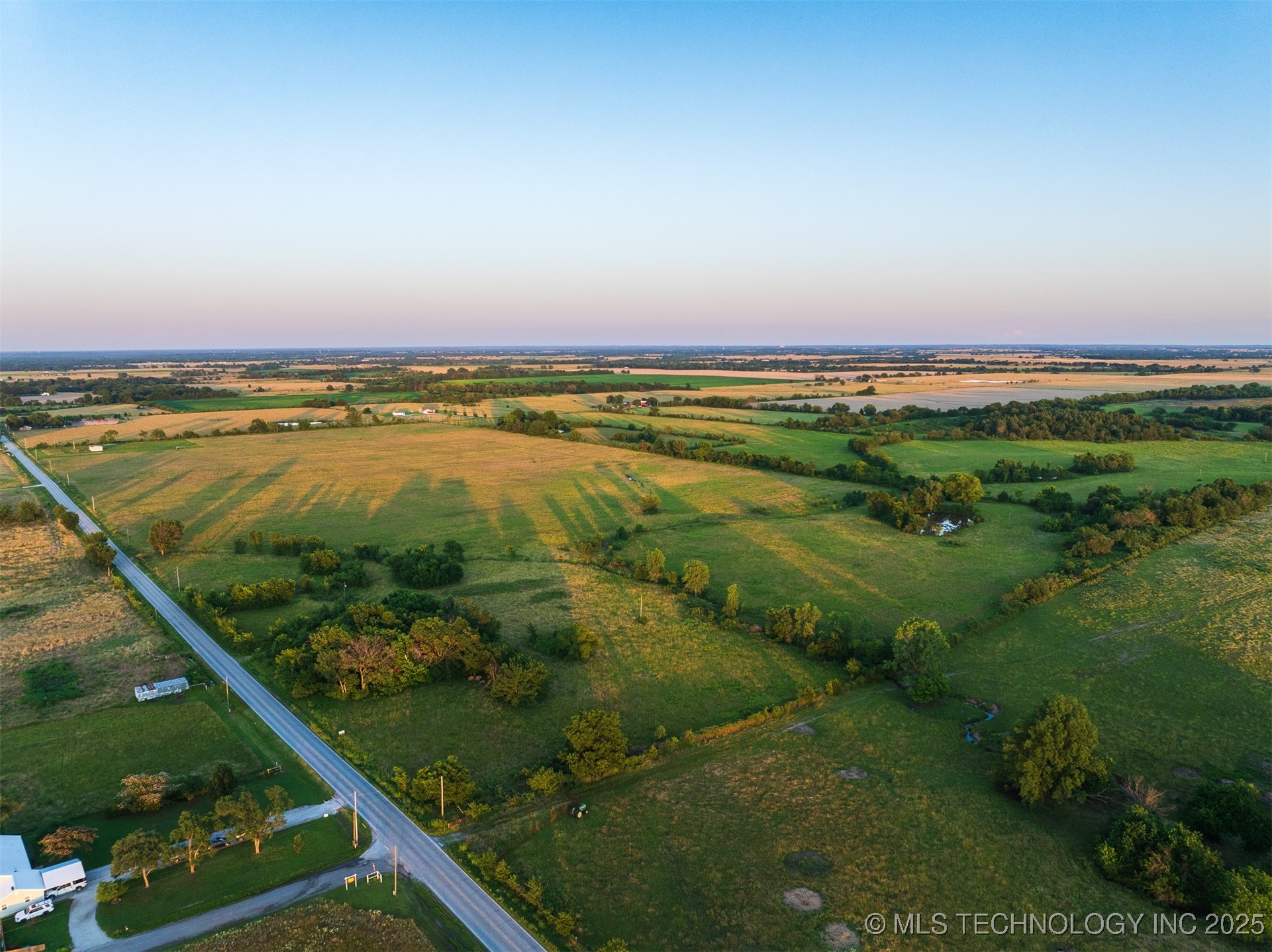 01 Old Highway 10 Highway Property Photo 15