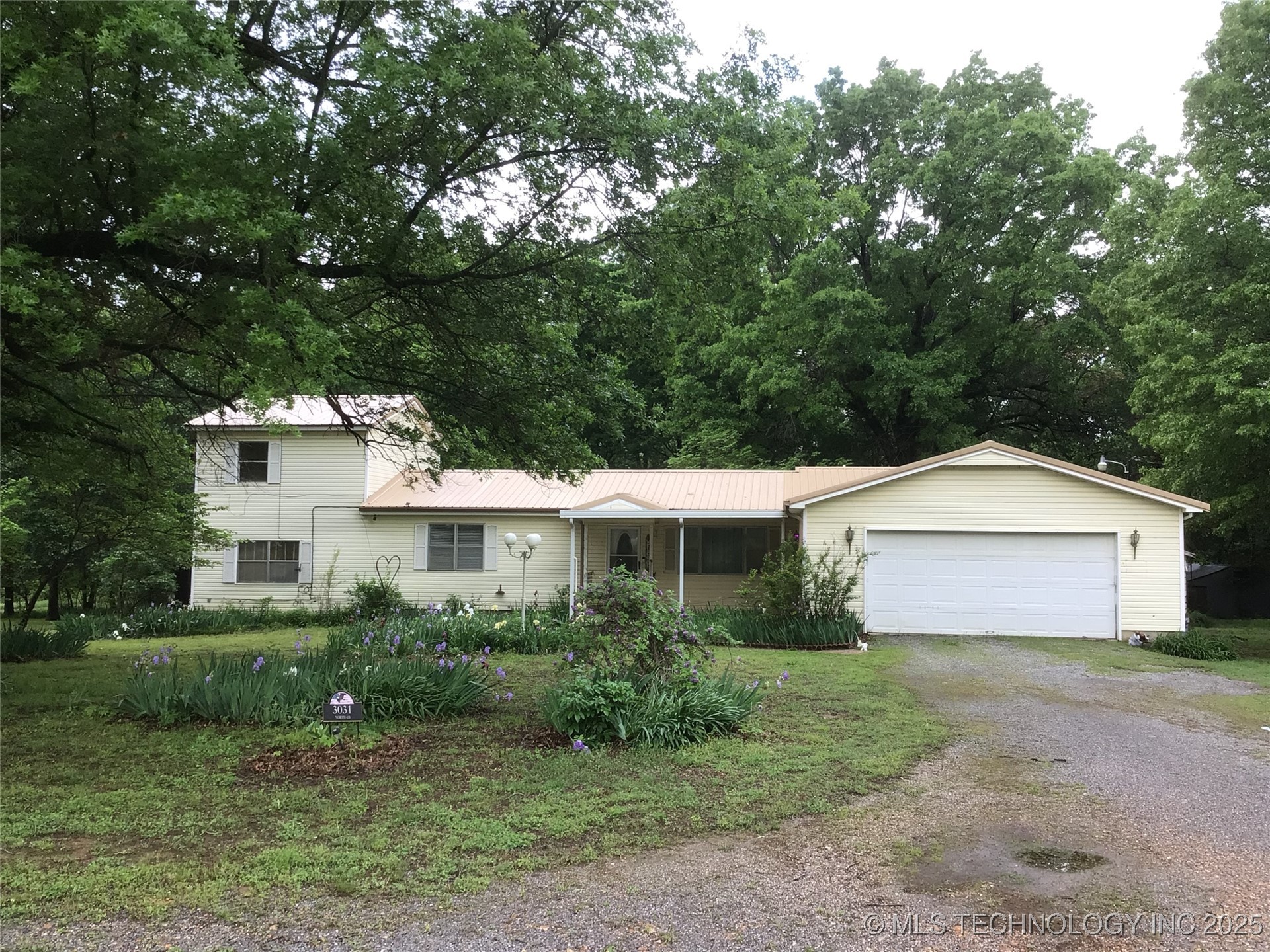 3031 N 430 Property Photo 1