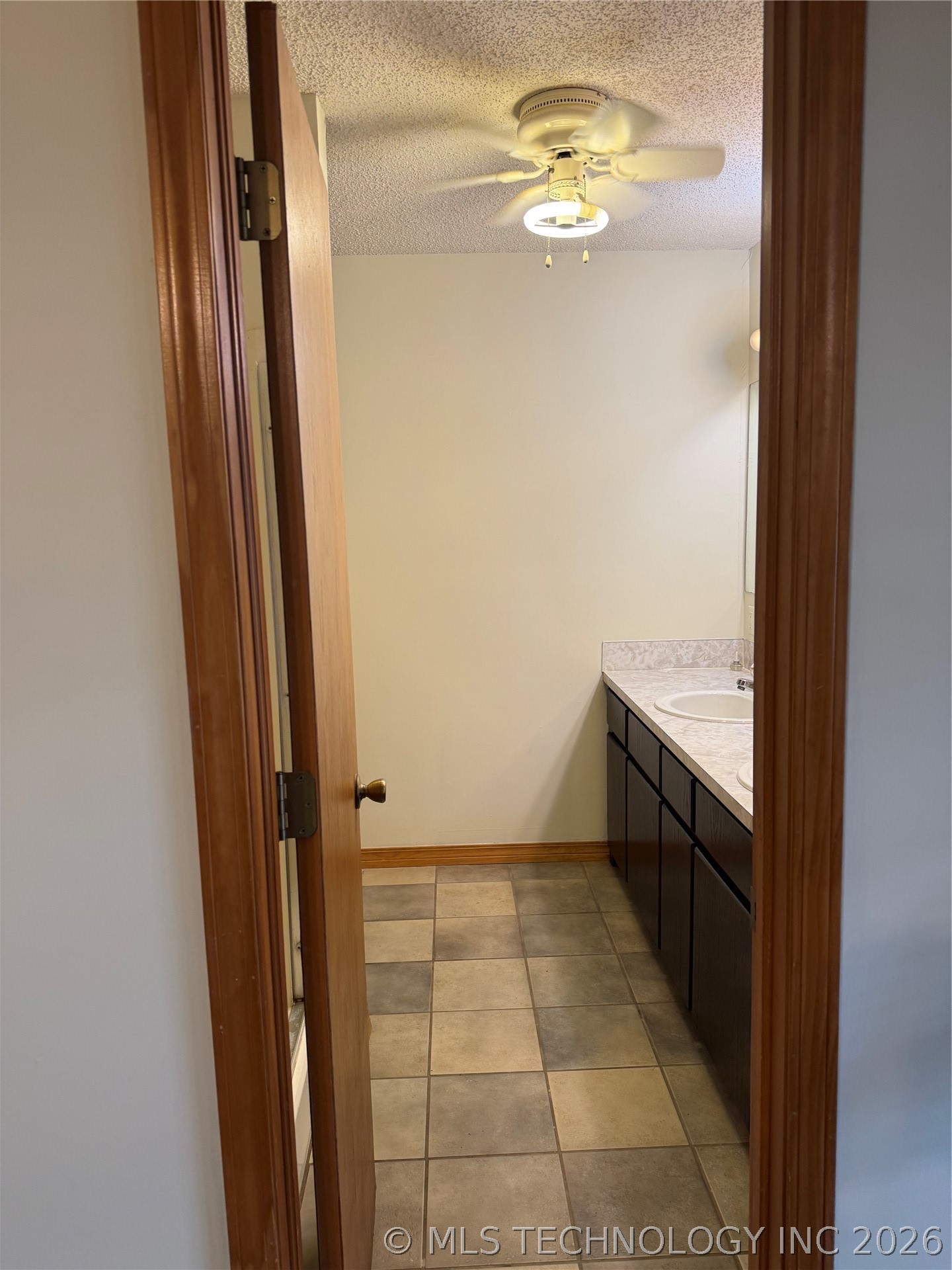 3031 N 430 Property Photo 14