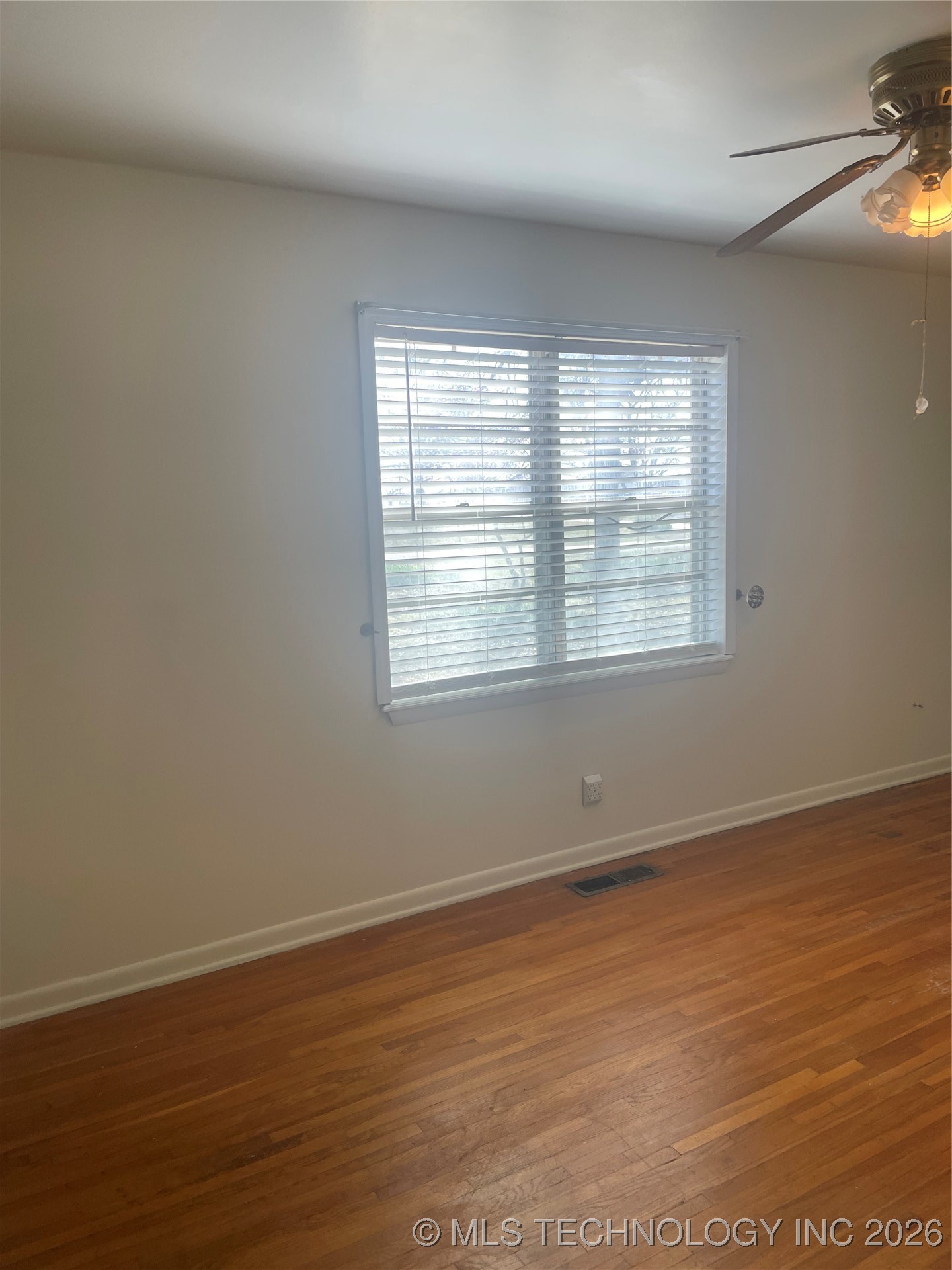 3031 N 430 Property Photo 17