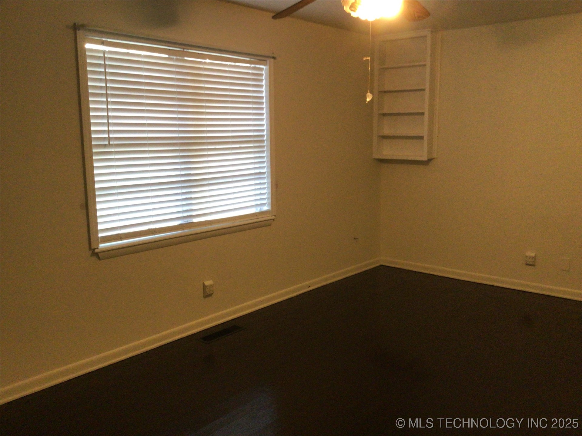 3031 N 430 Property Photo 24