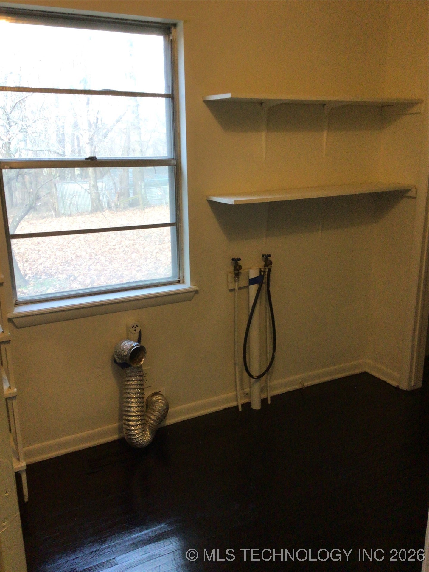 3031 N 430 Property Photo 25