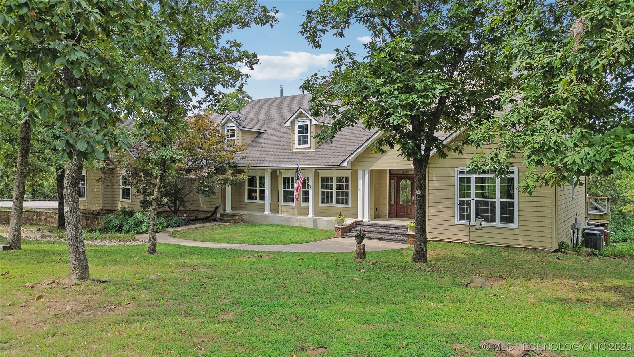 16400 Hubbard Road Property Photo 1