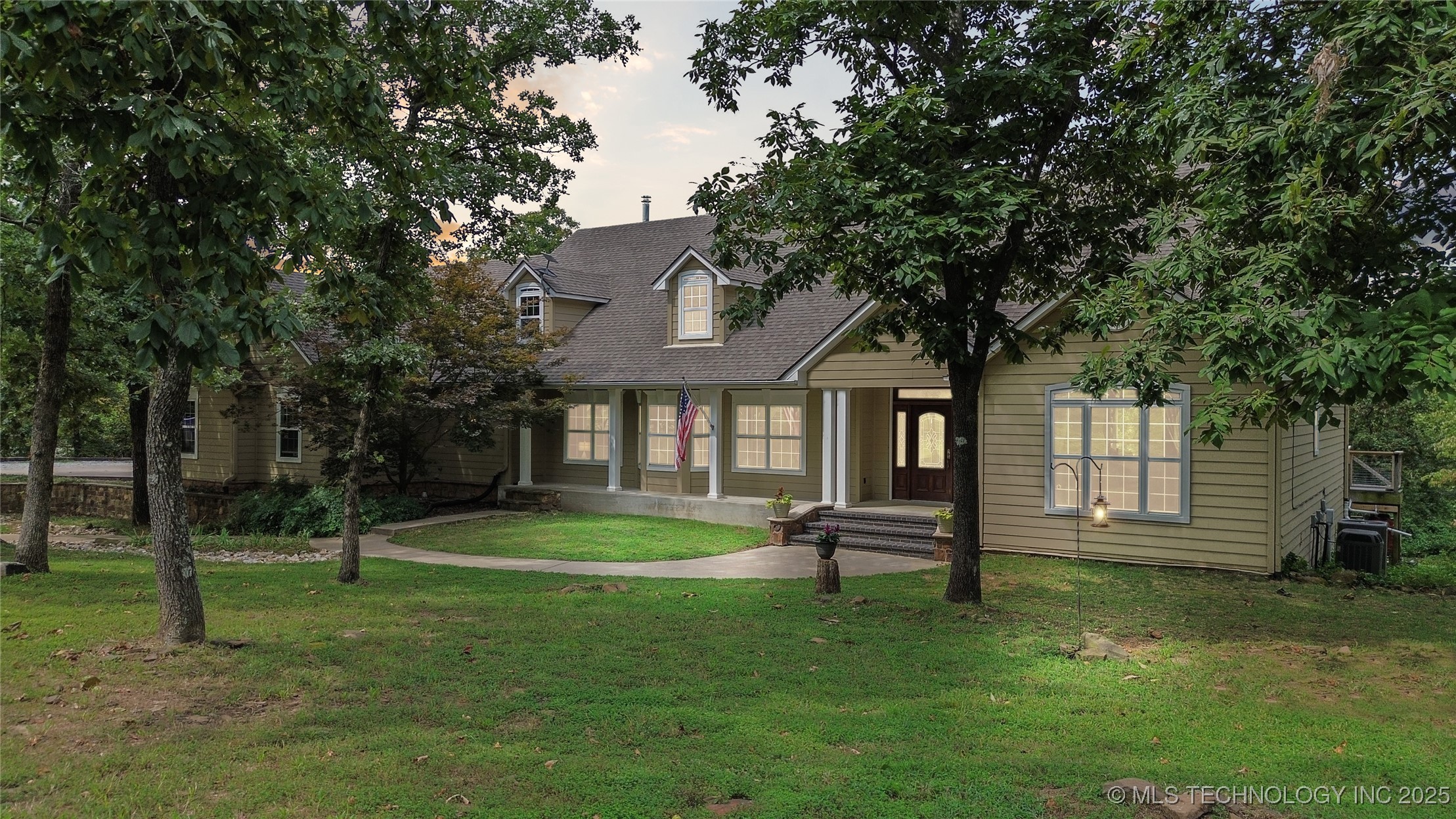 16400 Hubbard Road Property Photo 2