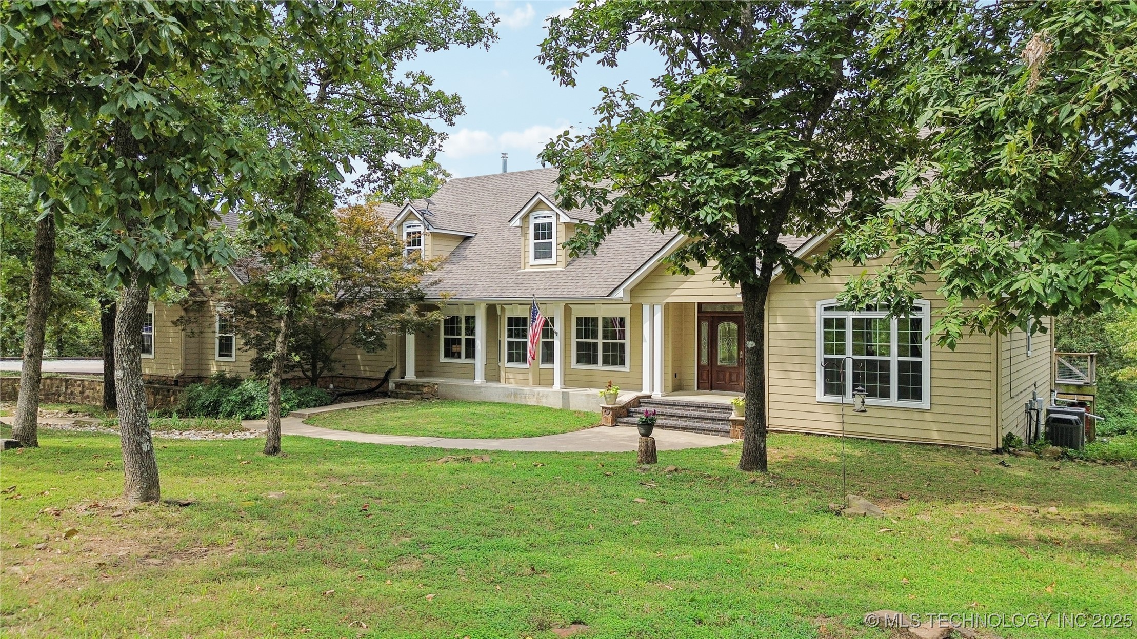 16400 Hubbard Road Property Photo 3