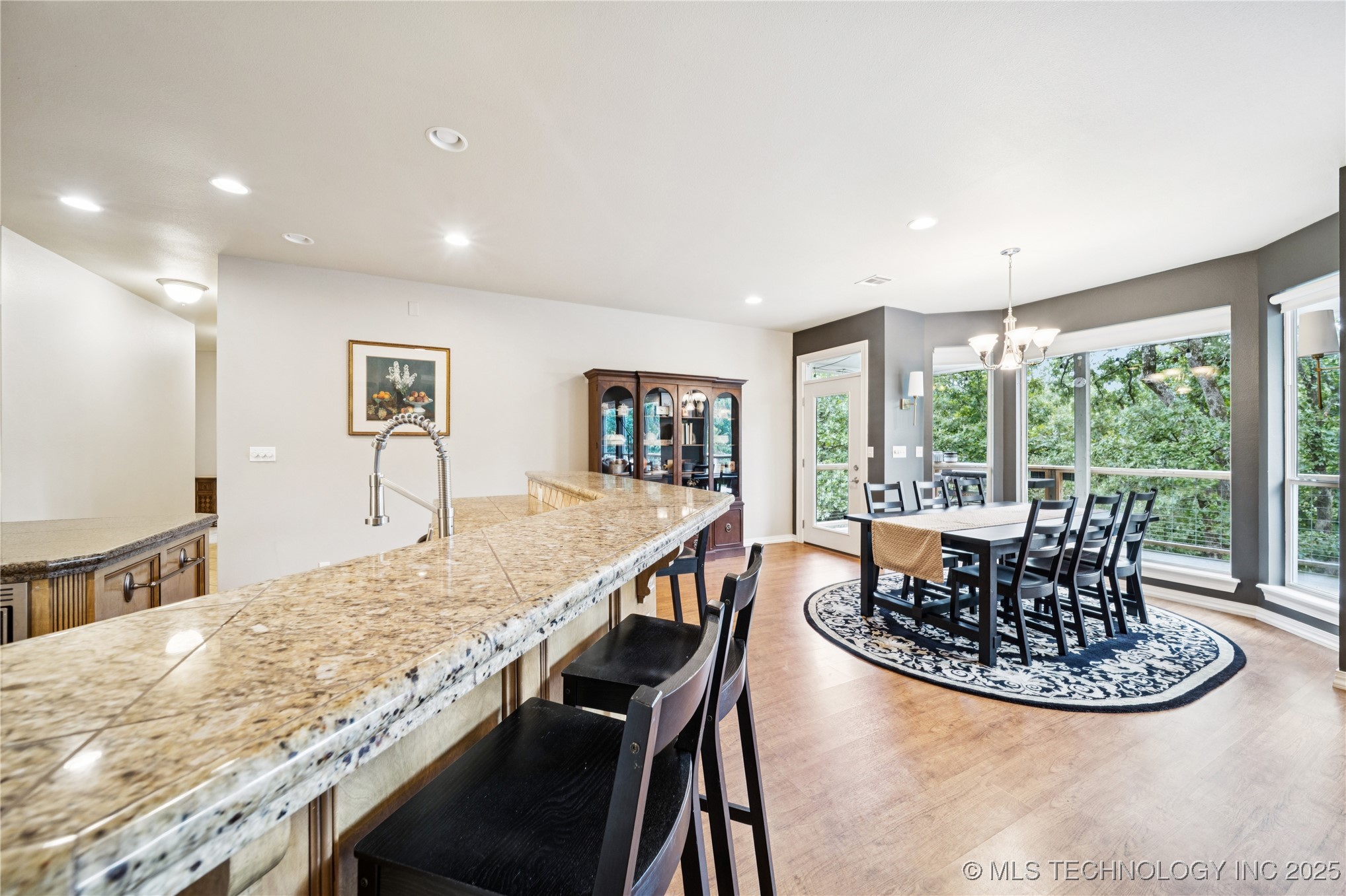 16400 Hubbard Road Property Photo 17