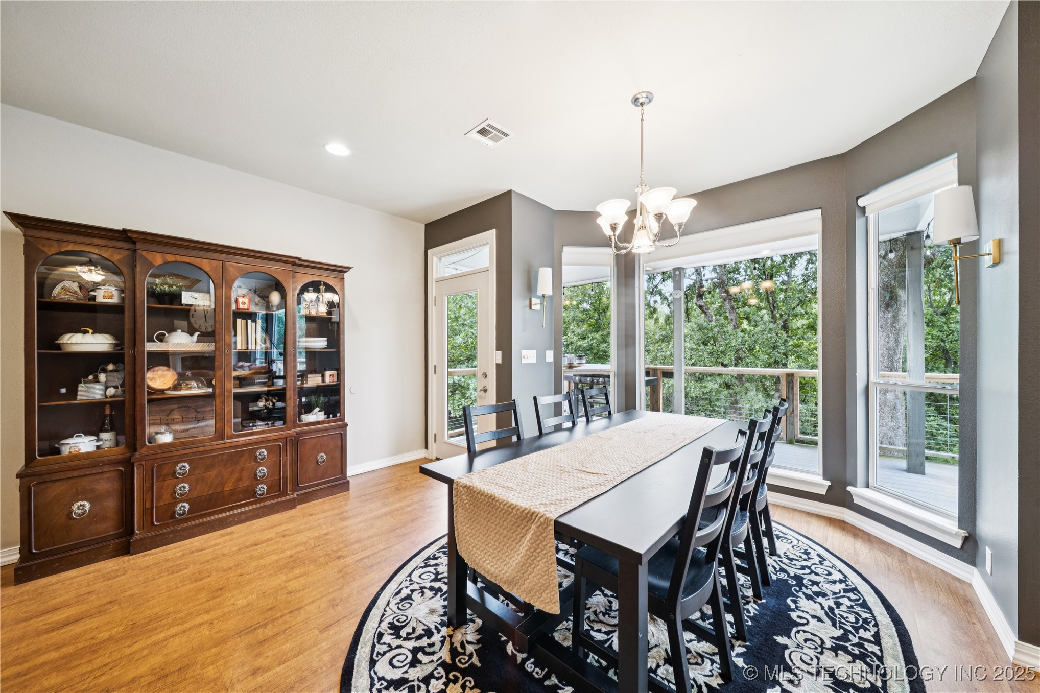 16400 Hubbard Road Property Photo 18