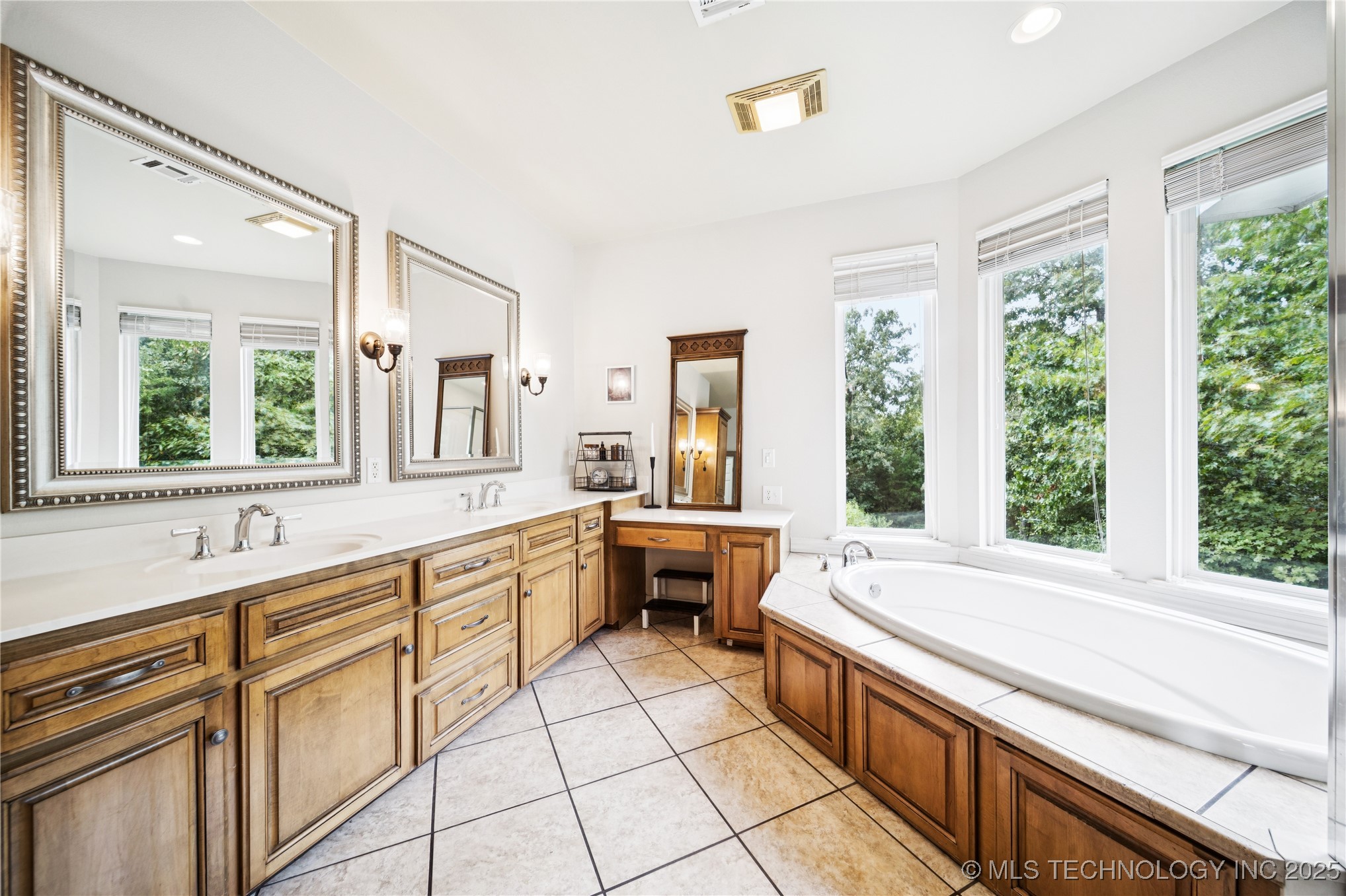 16400 Hubbard Road Property Photo 31